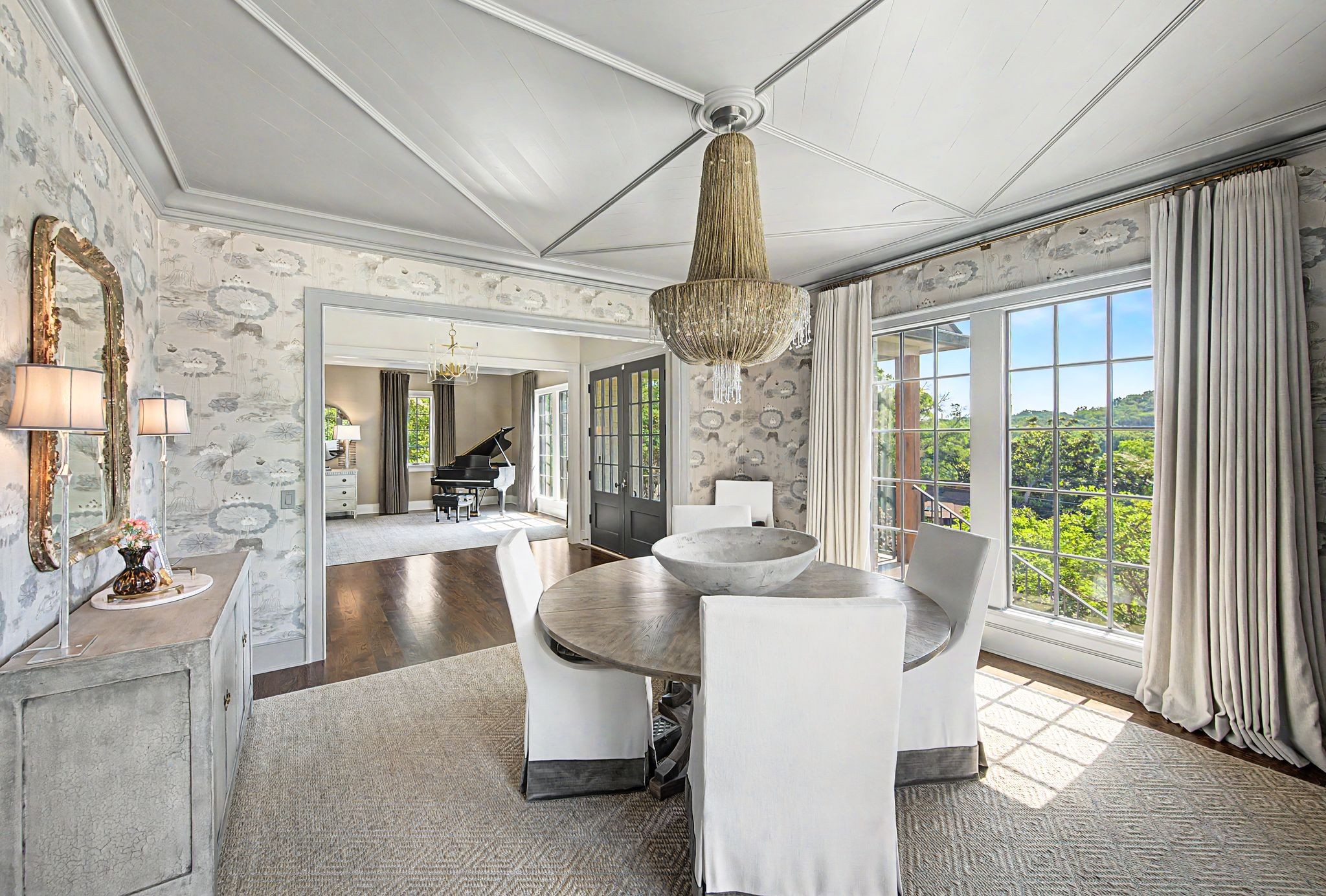 4523 Wayland Dr