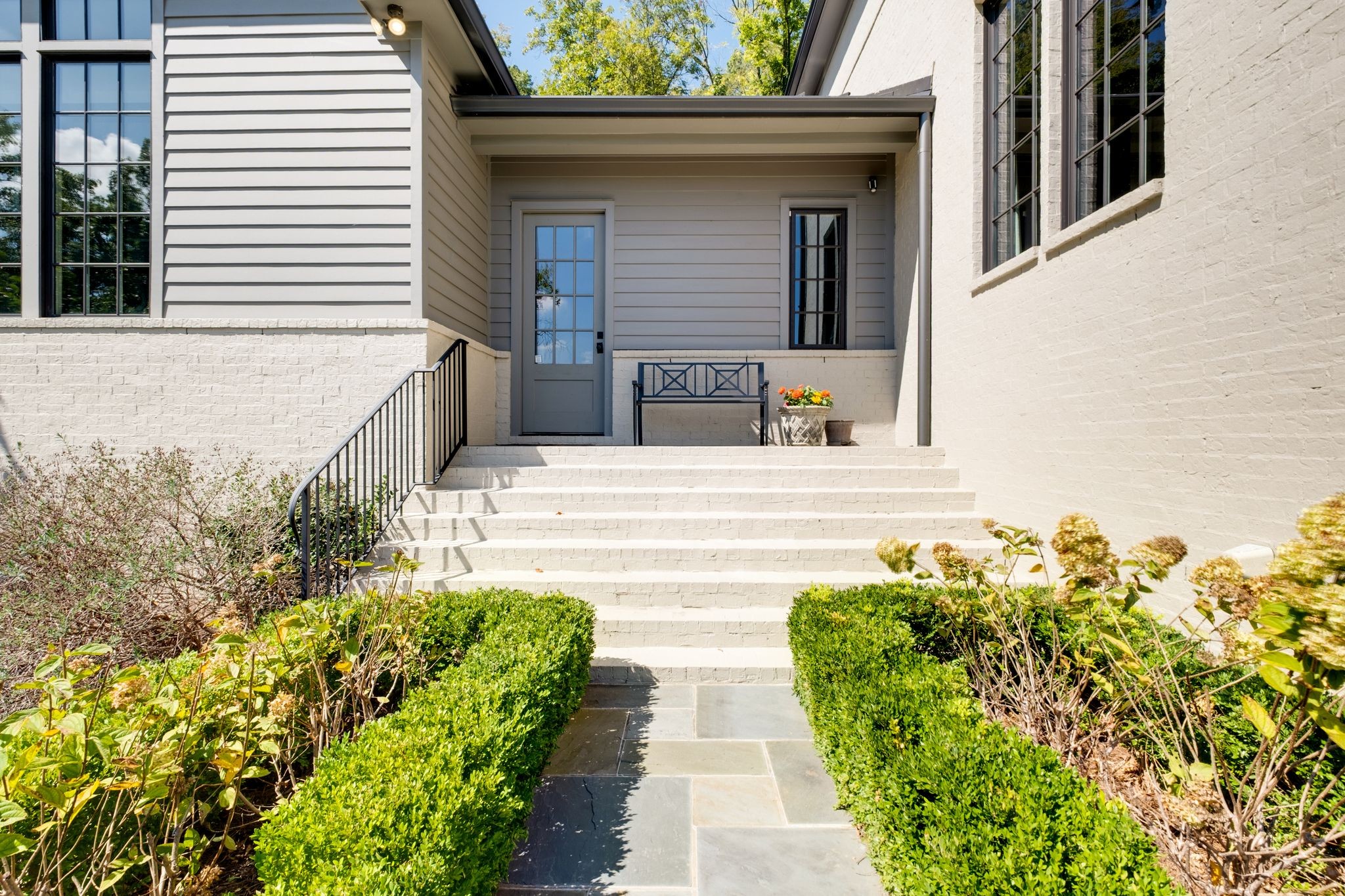 4523 Wayland Dr