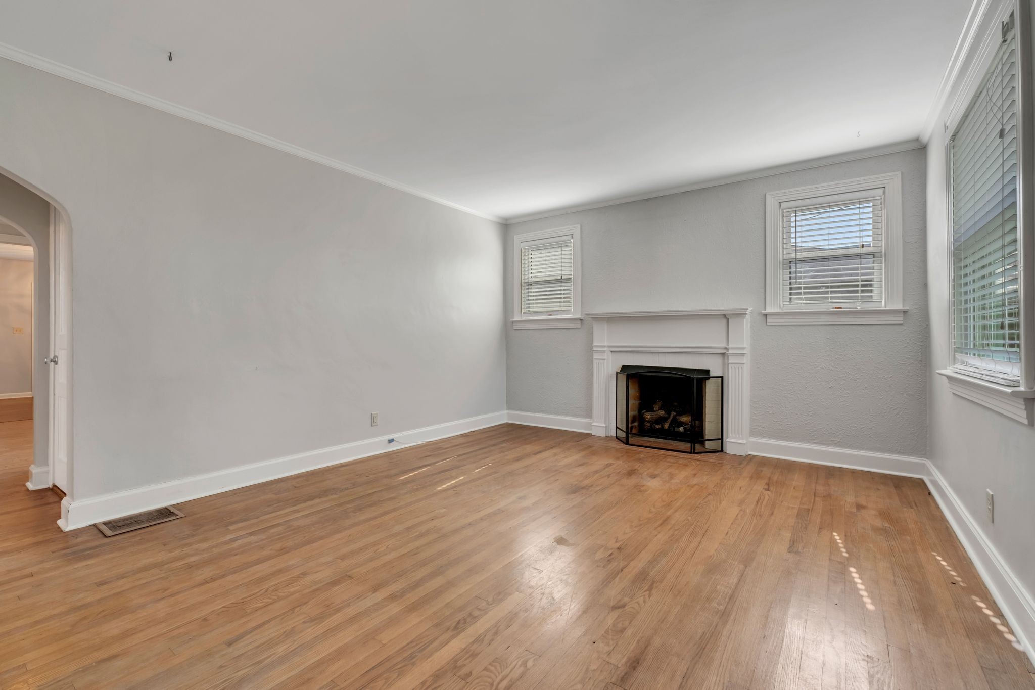246 Thuss Ave