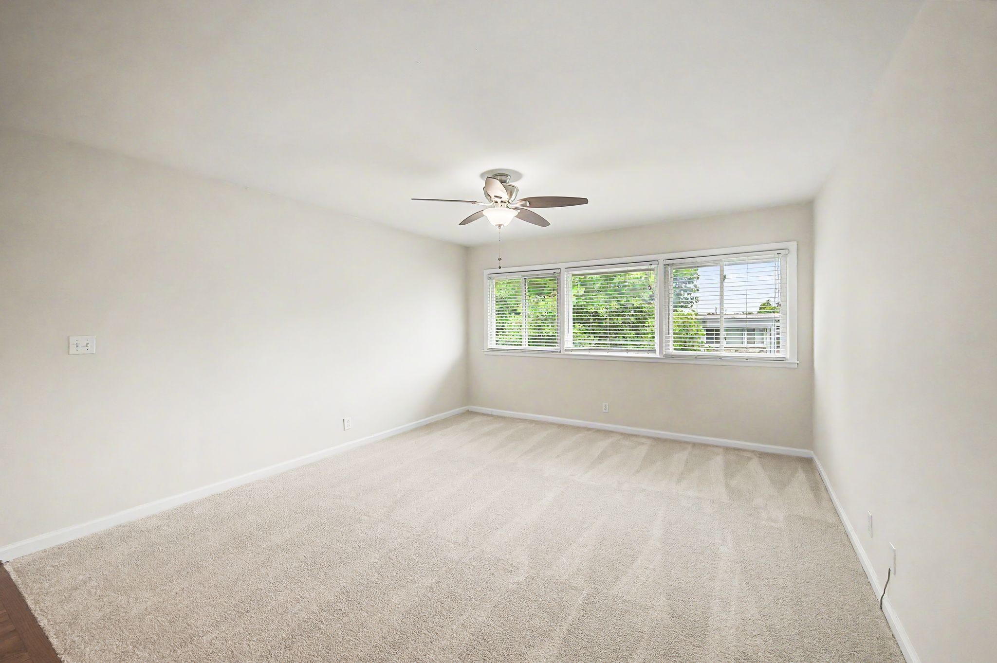 1900 Richard Jones Rd Unit: U4