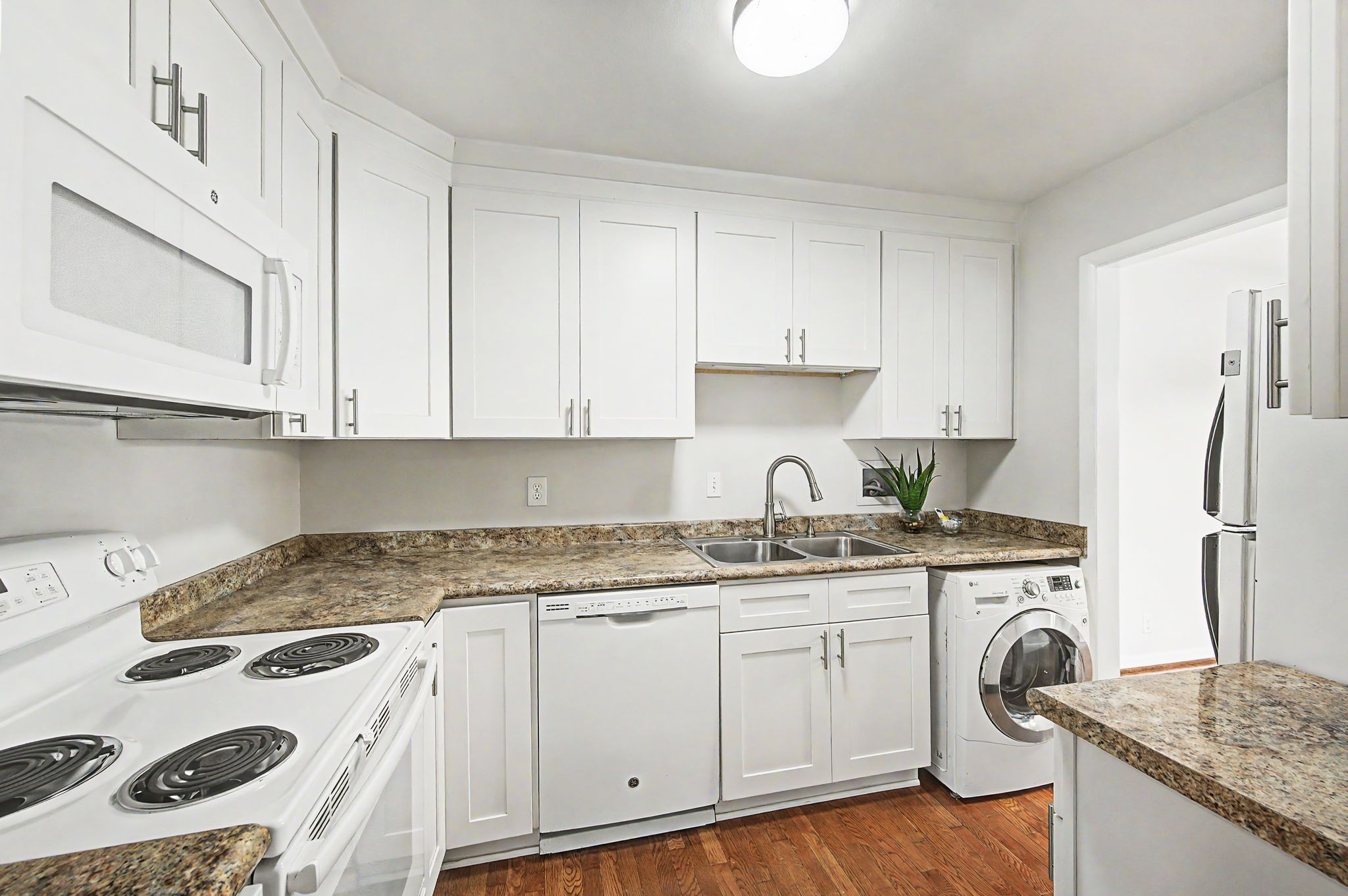 1900 Richard Jones Rd Unit: U4