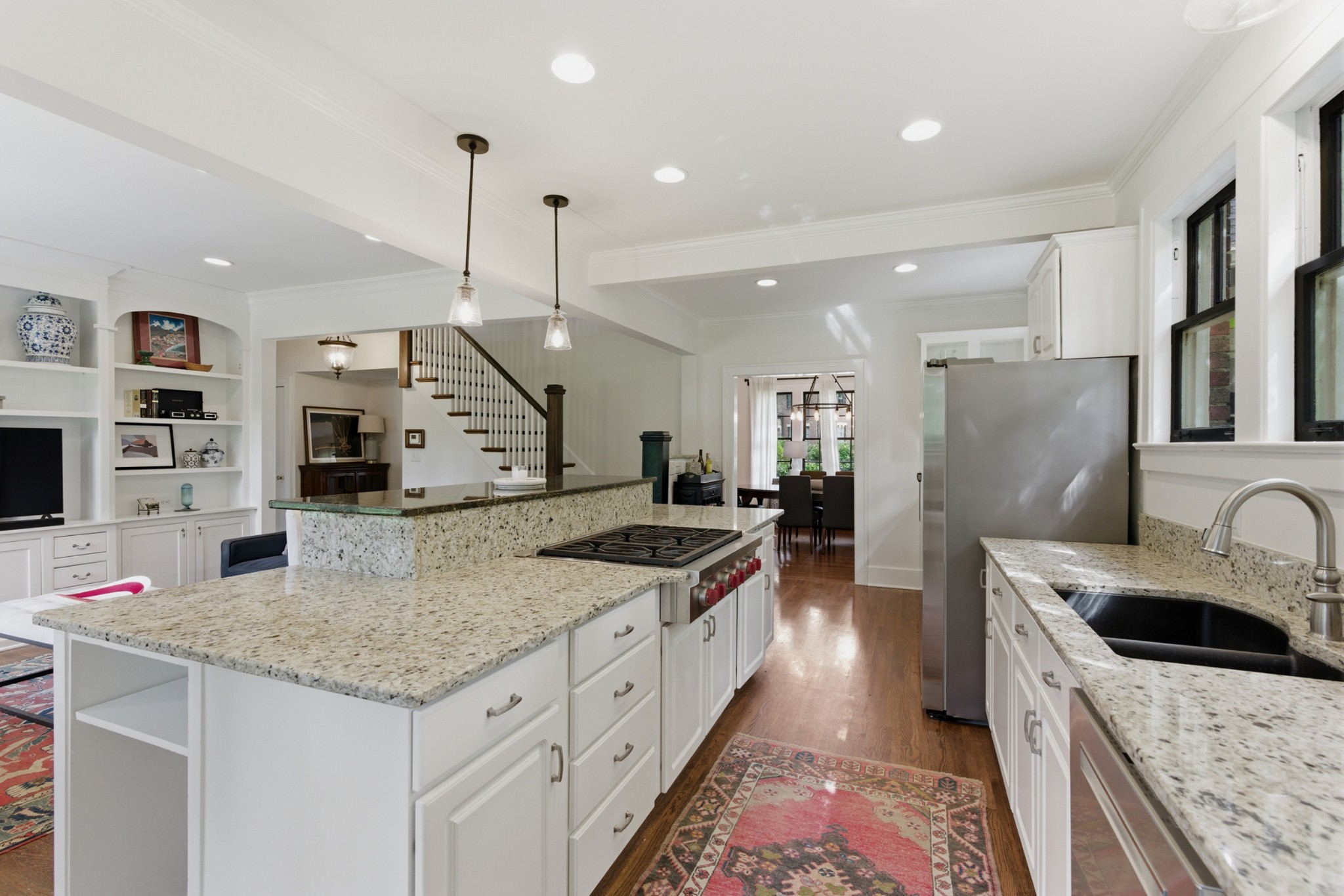 3609 Saratoga Dr