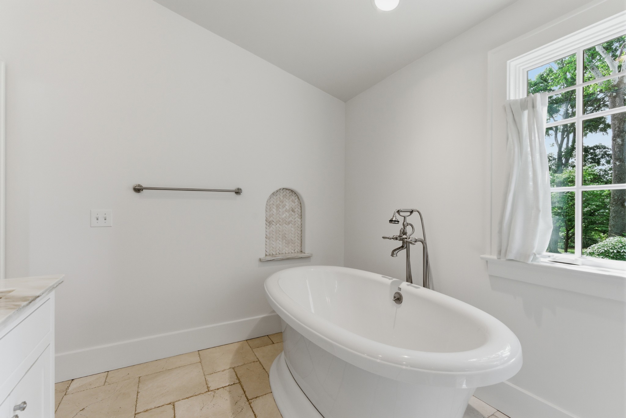 3609 Saratoga Dr