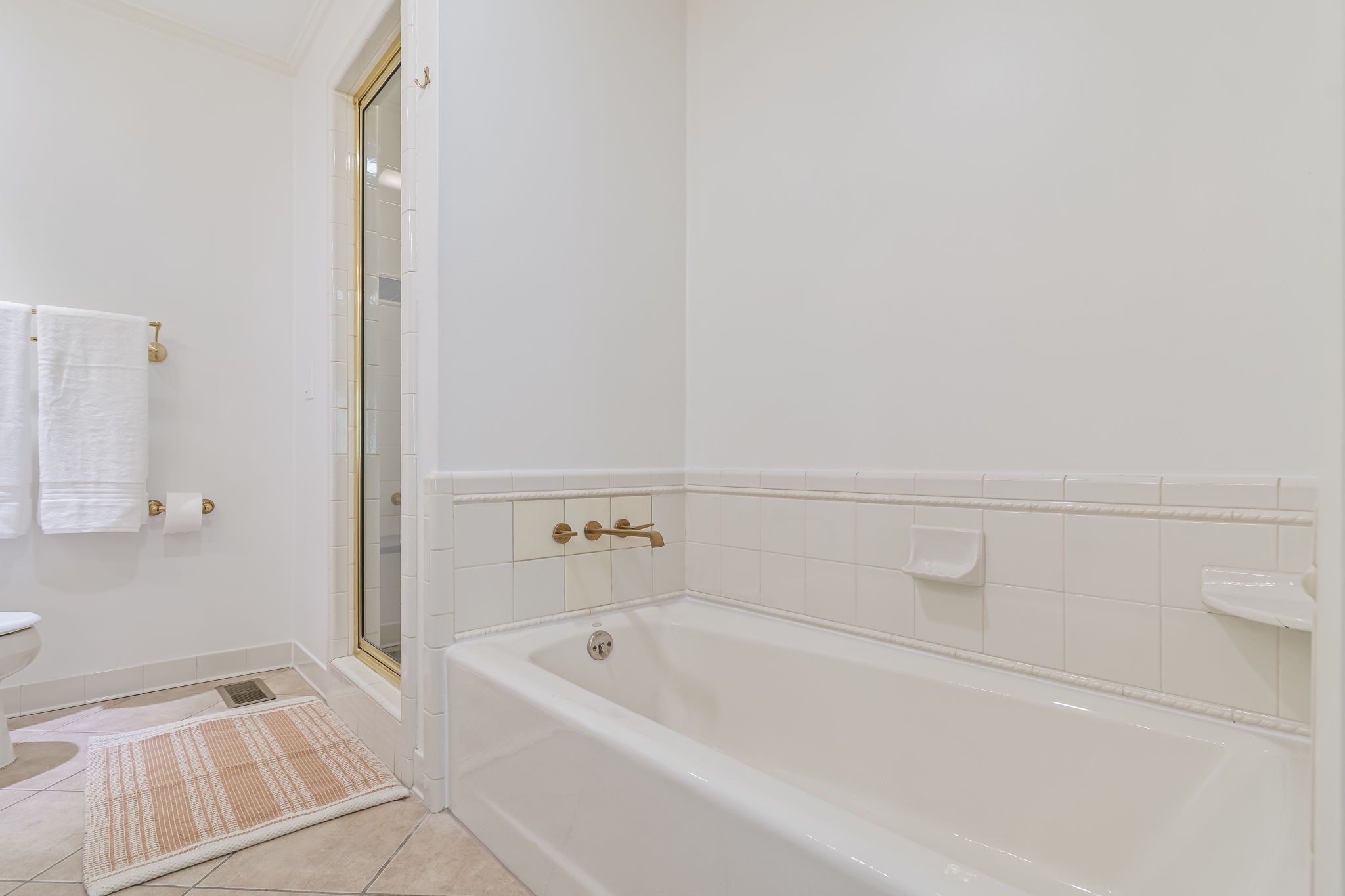 1209 Tyne Blvd