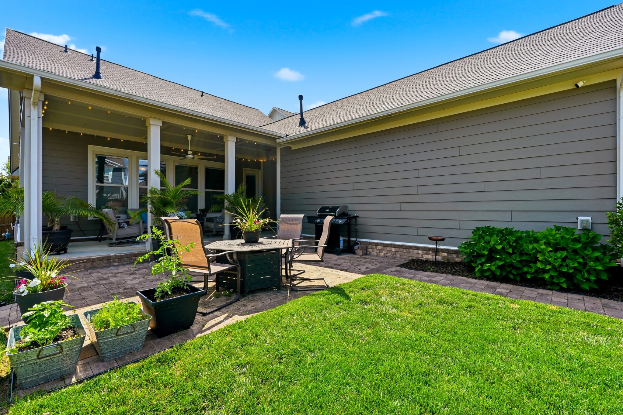 2801 Americus Dr