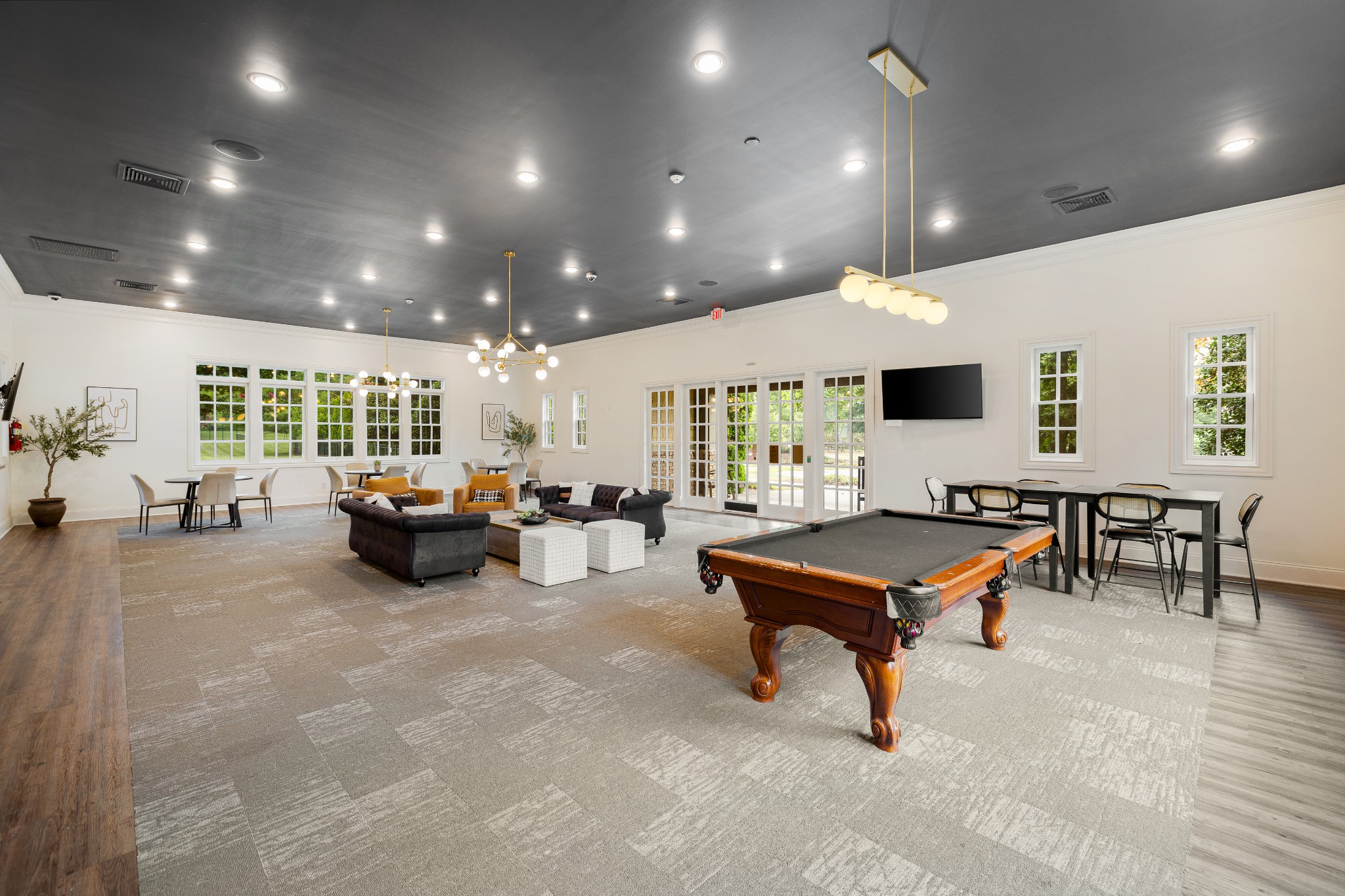 2801 Americus Dr