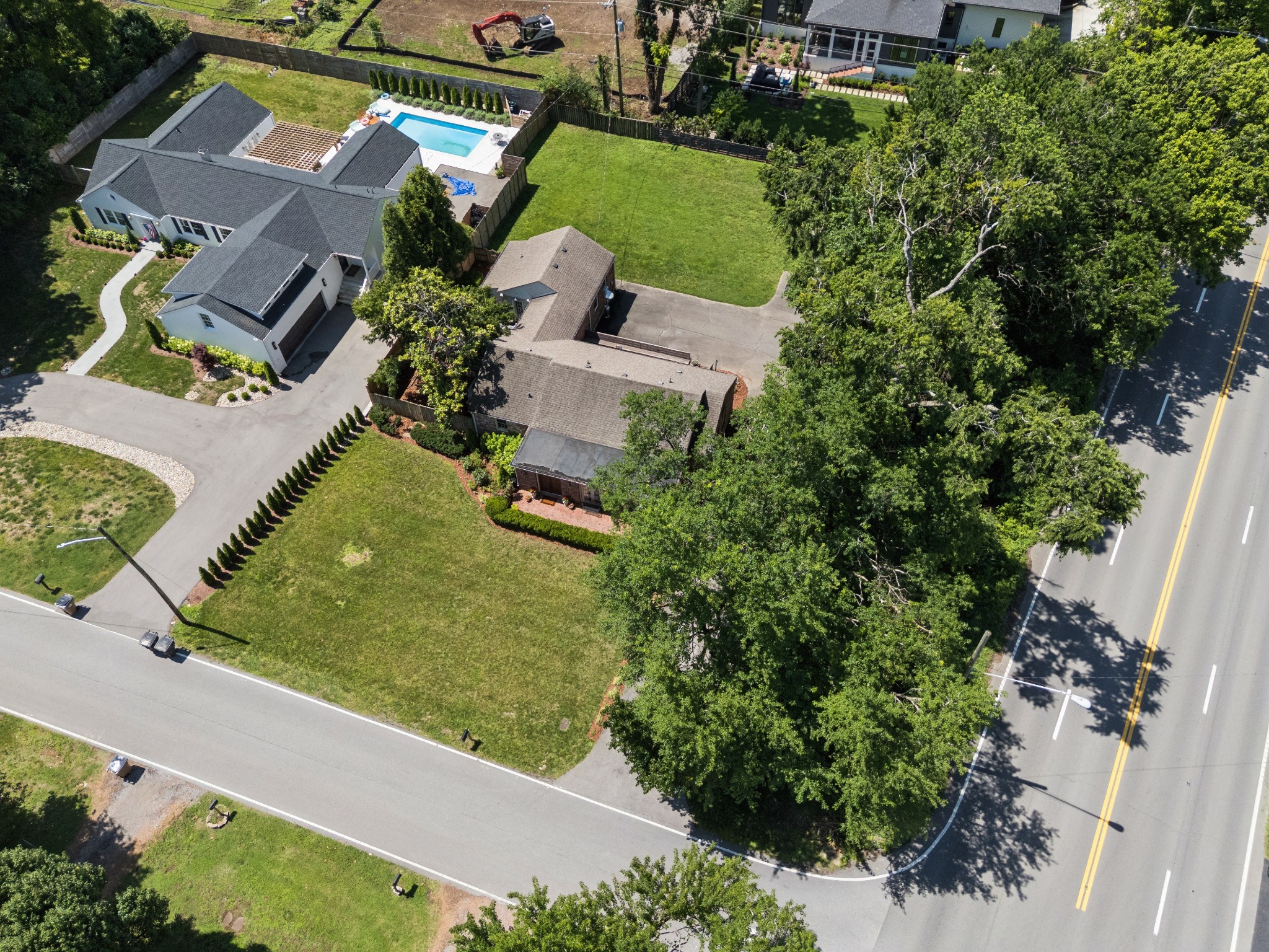 105 Brookfield Ave