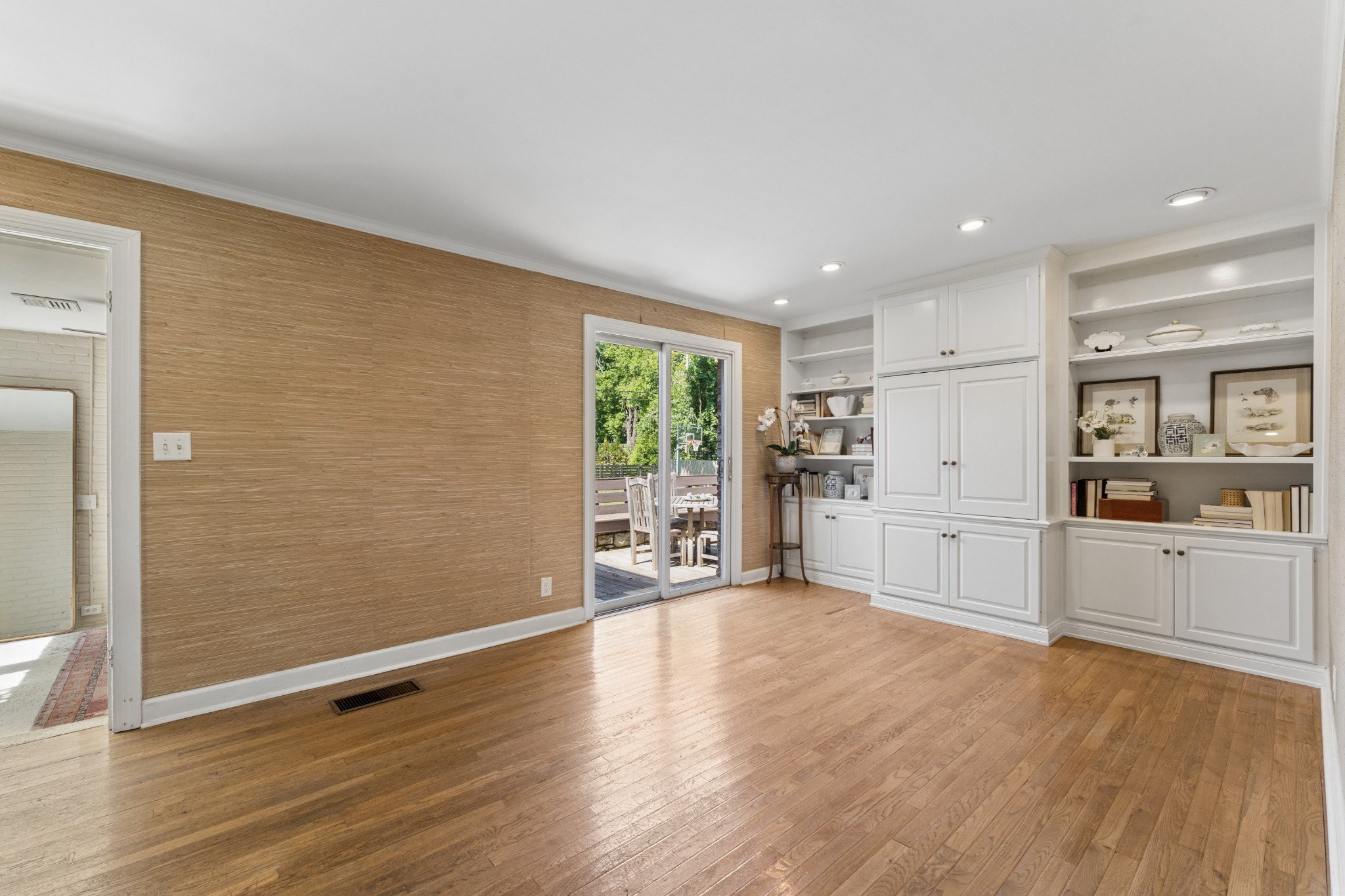 105 Brookfield Ave