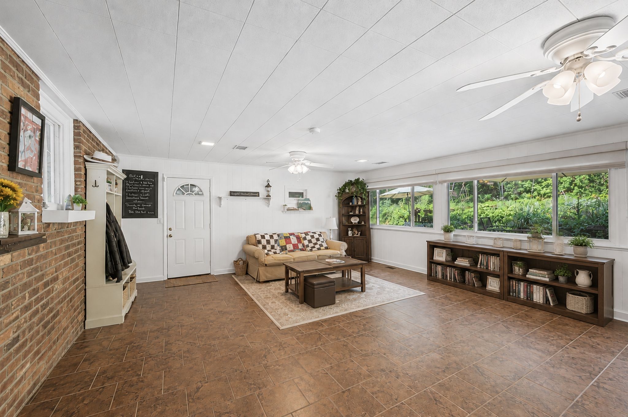 57 Vaughns Gap Rd