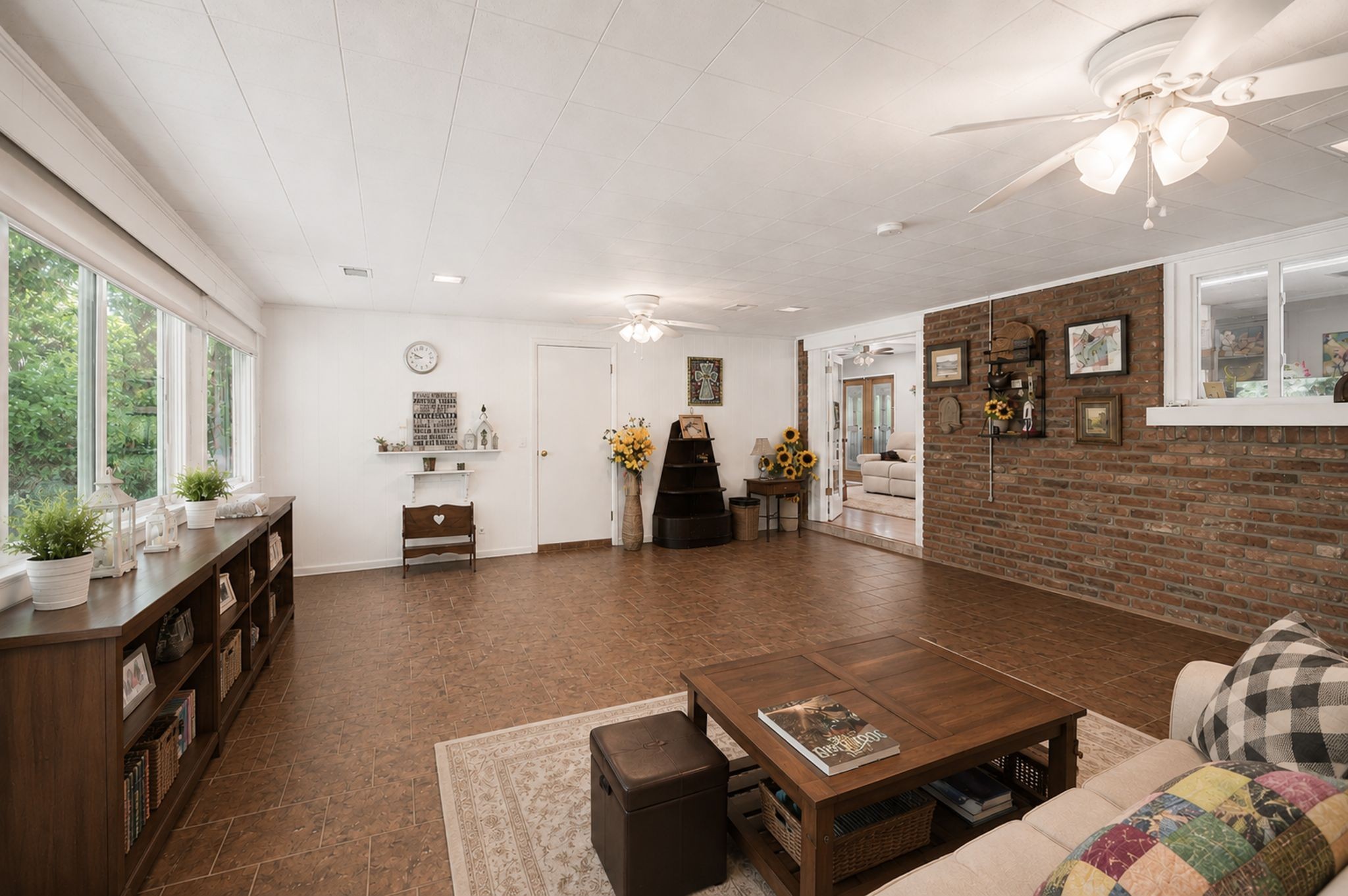 57 Vaughns Gap Rd