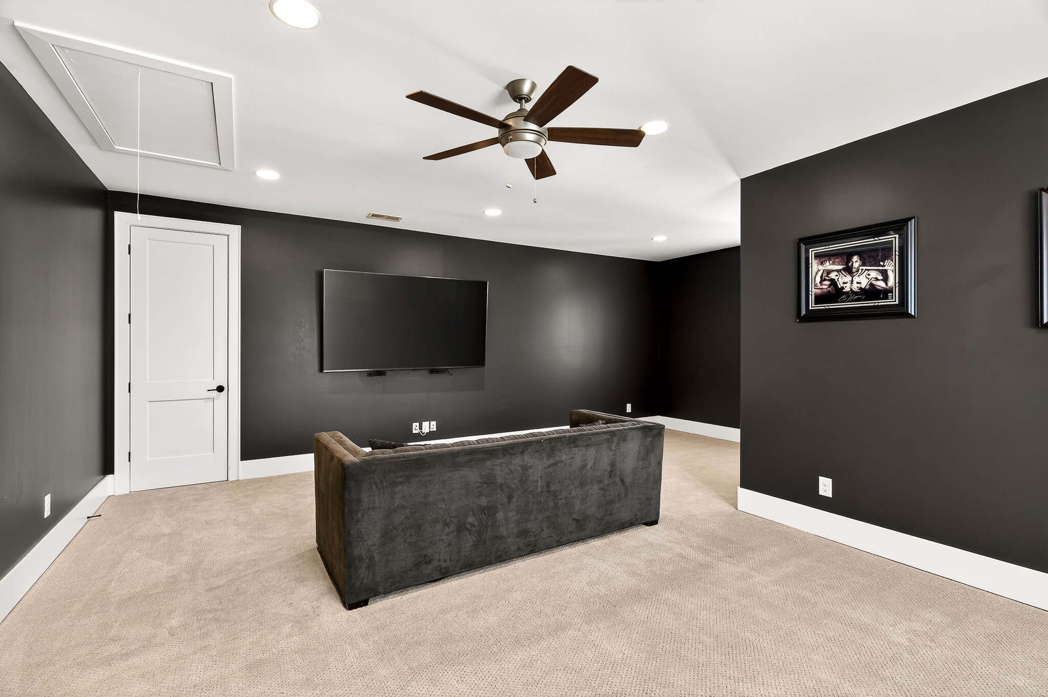 2468 Abbott Martin Rd
