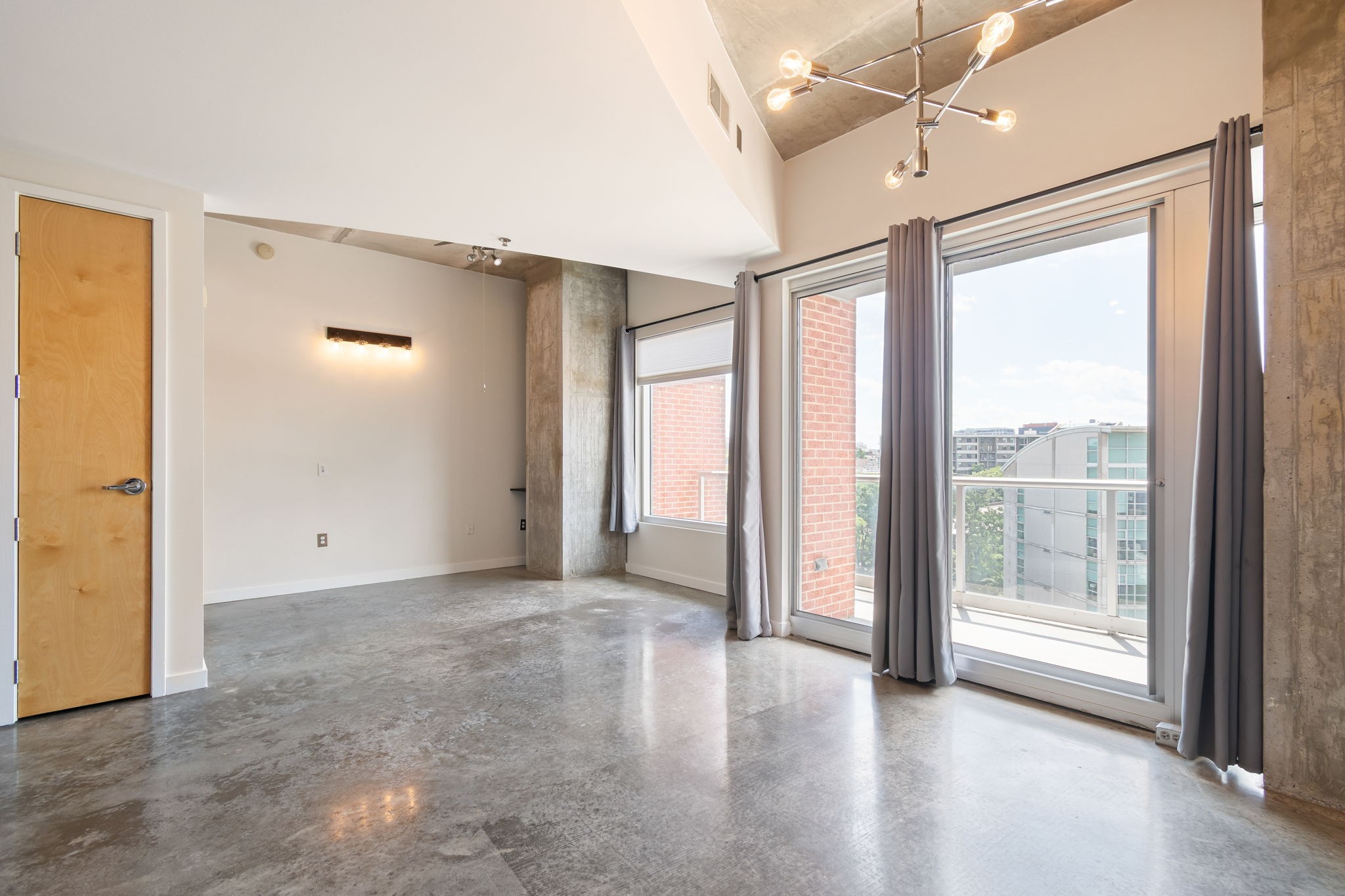 600 12th Ave, S Unit: 832