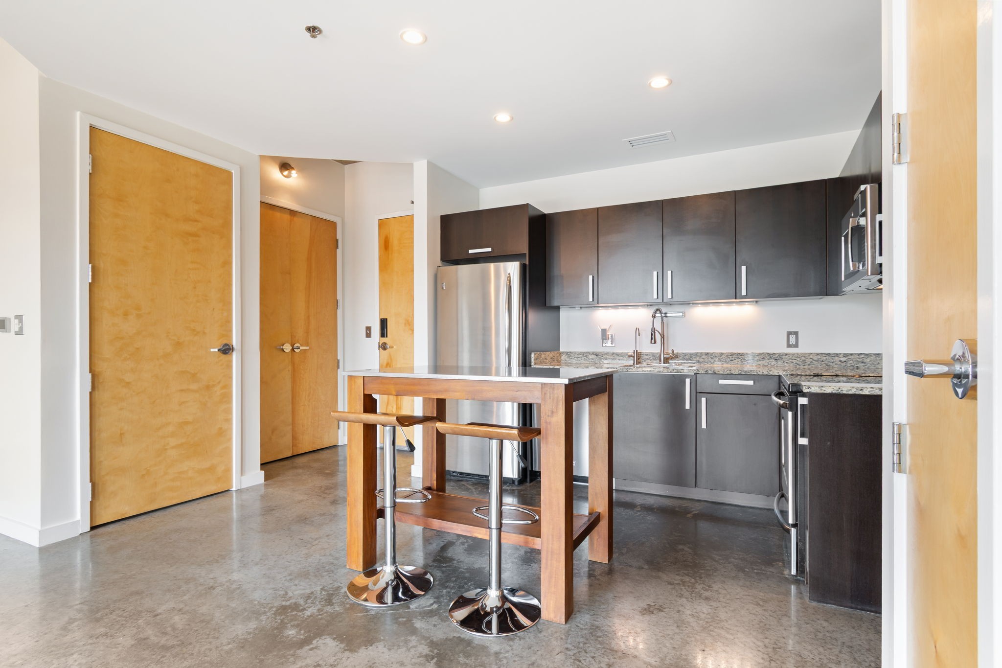 600 12th Ave, S Unit: 832