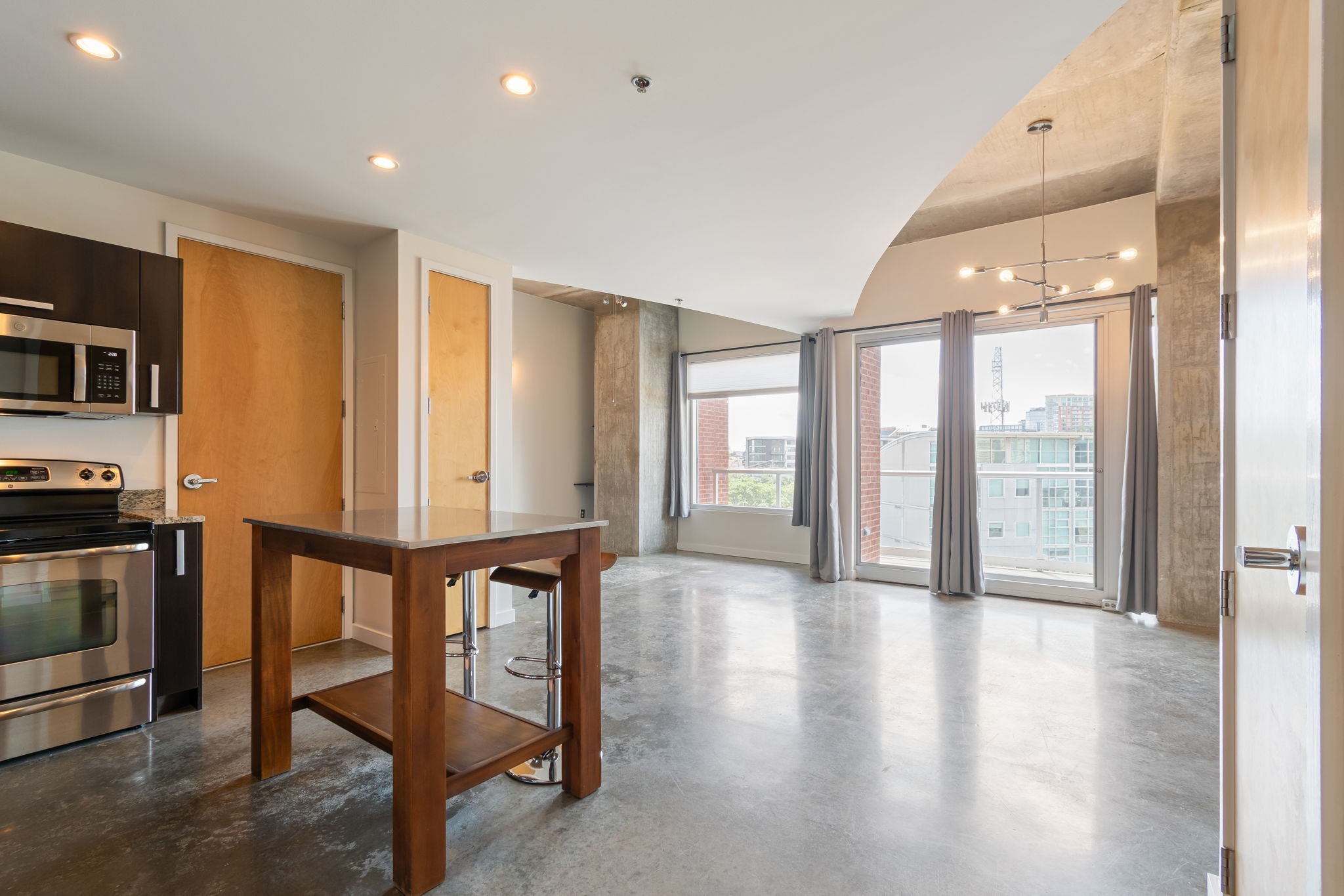 600 12th Ave, S Unit: 832