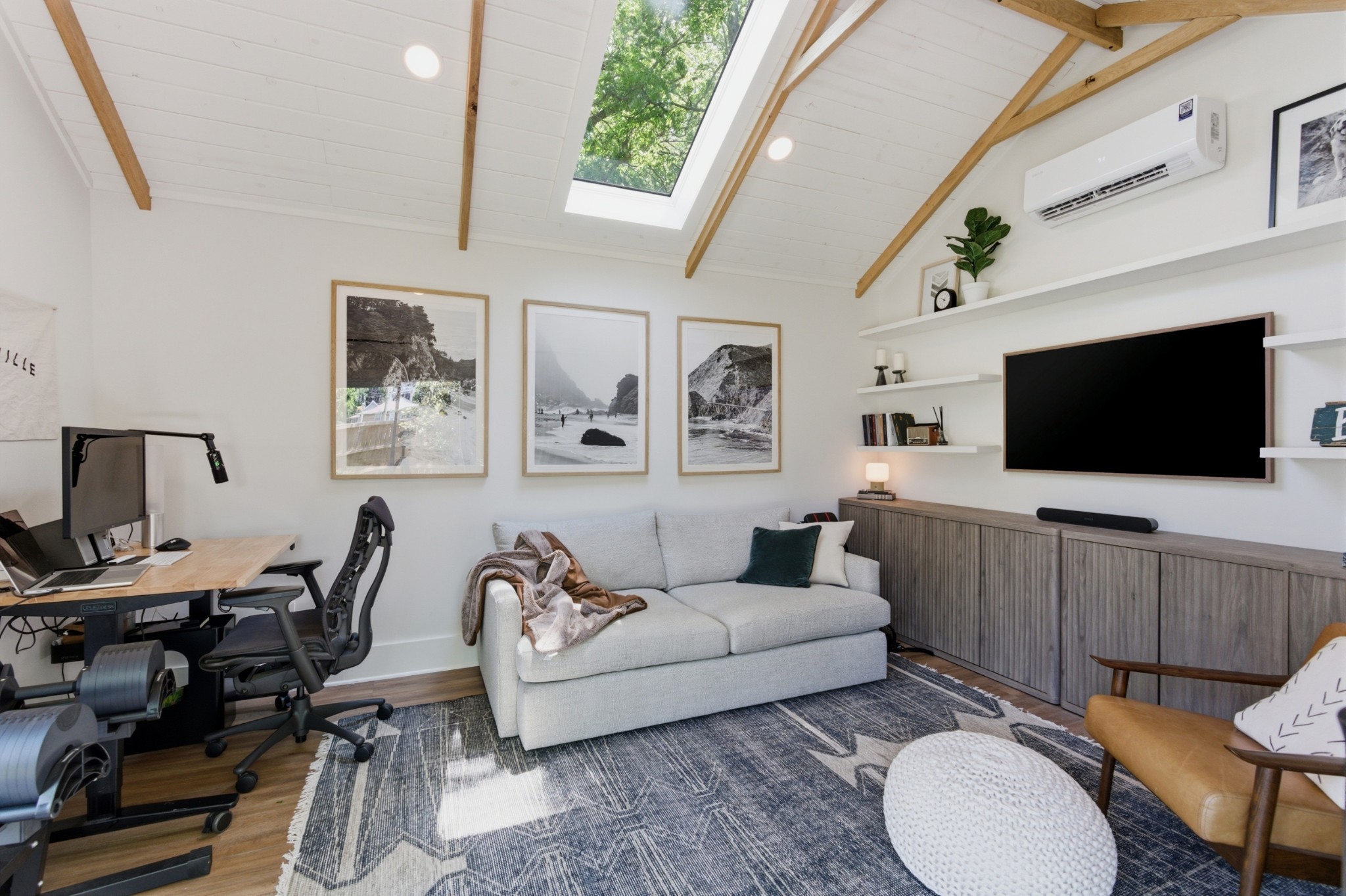 929 Lawrence