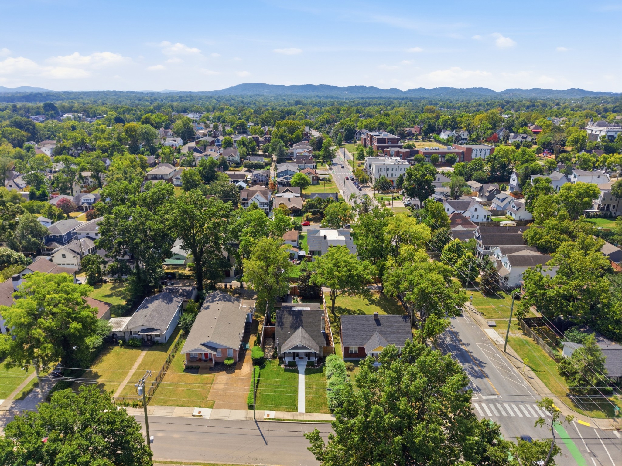 929 Lawrence