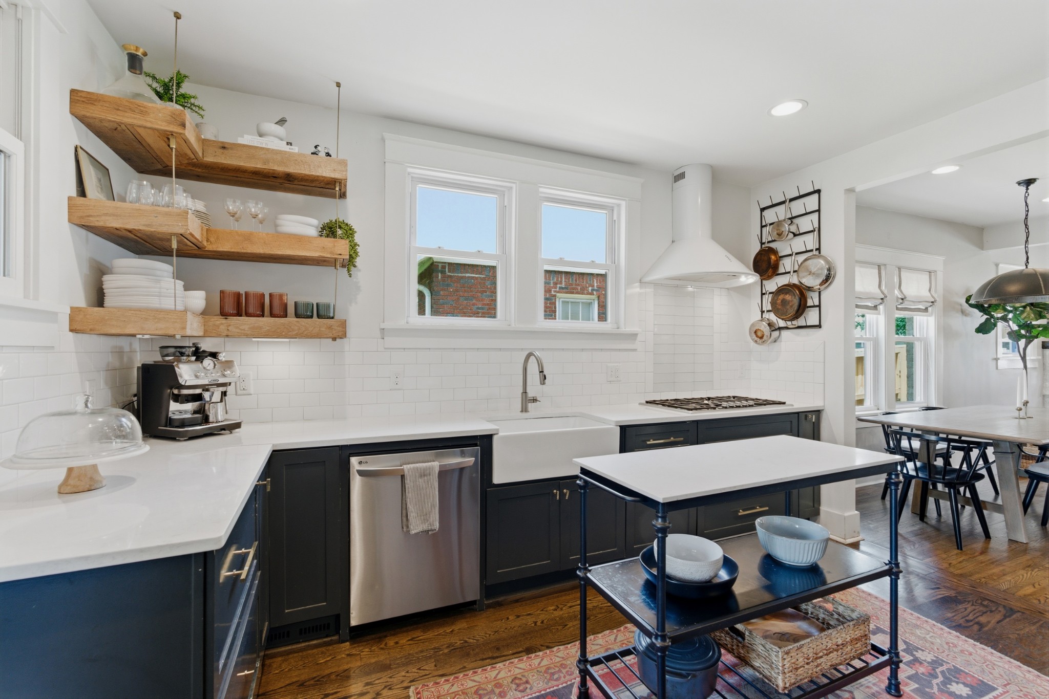 929 Lawrence