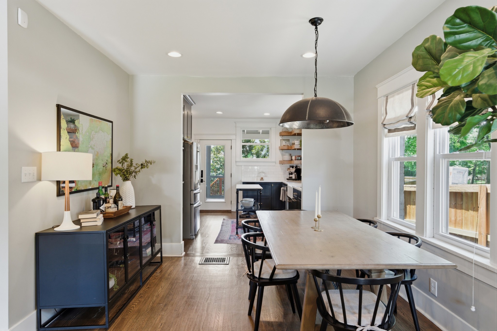929 Lawrence