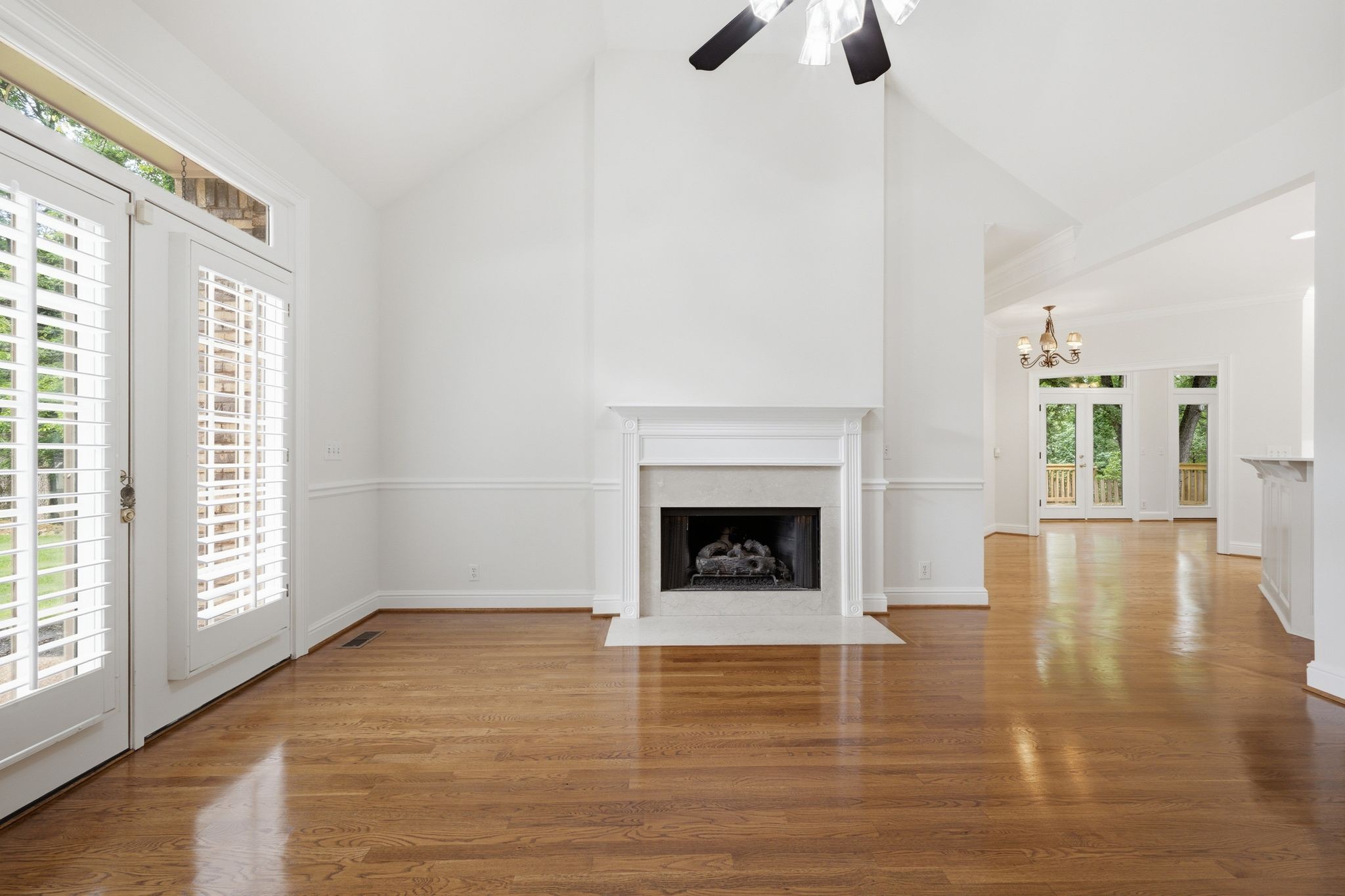 20 Lexington Grn
