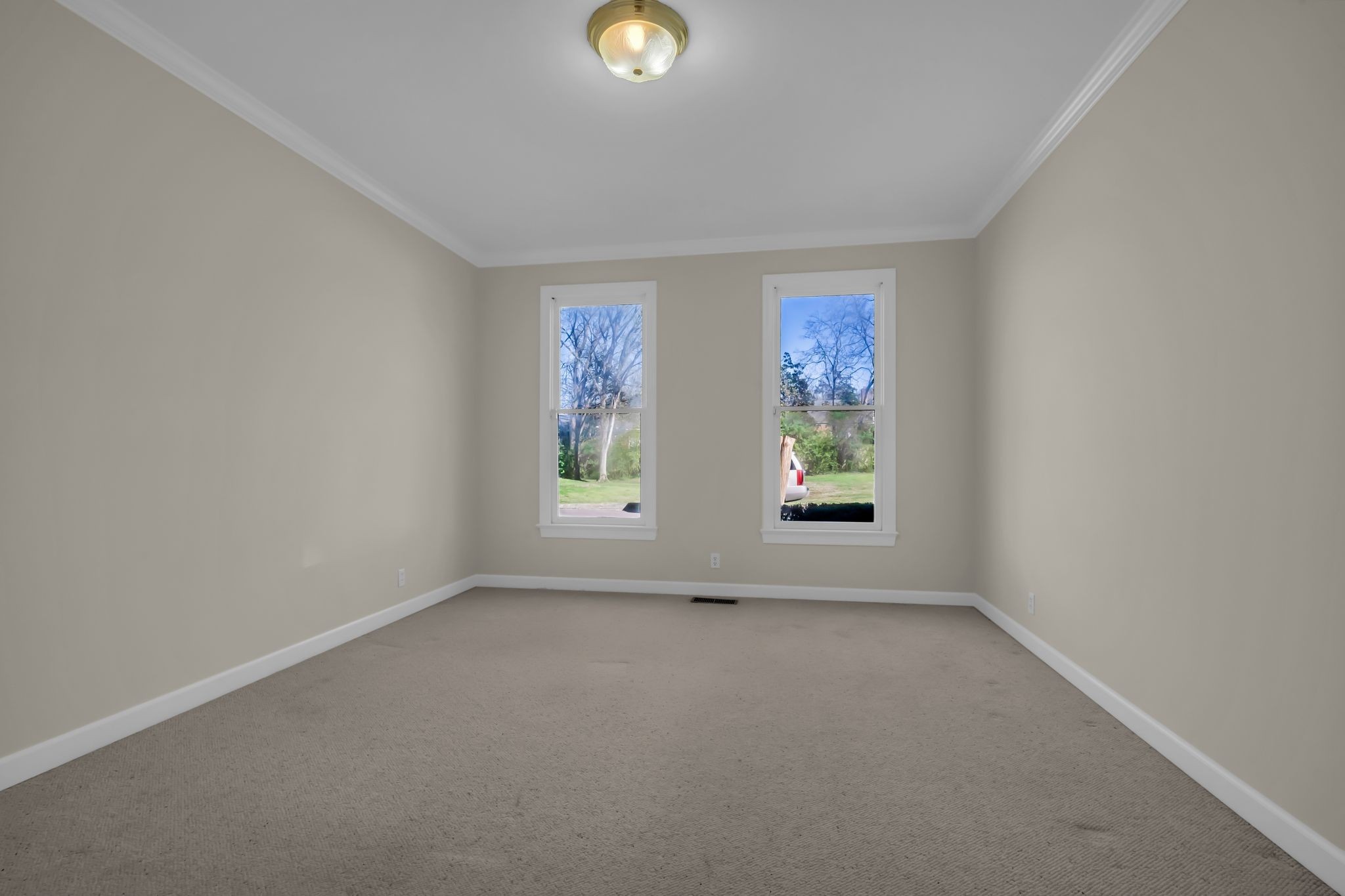20 Lexington Grn