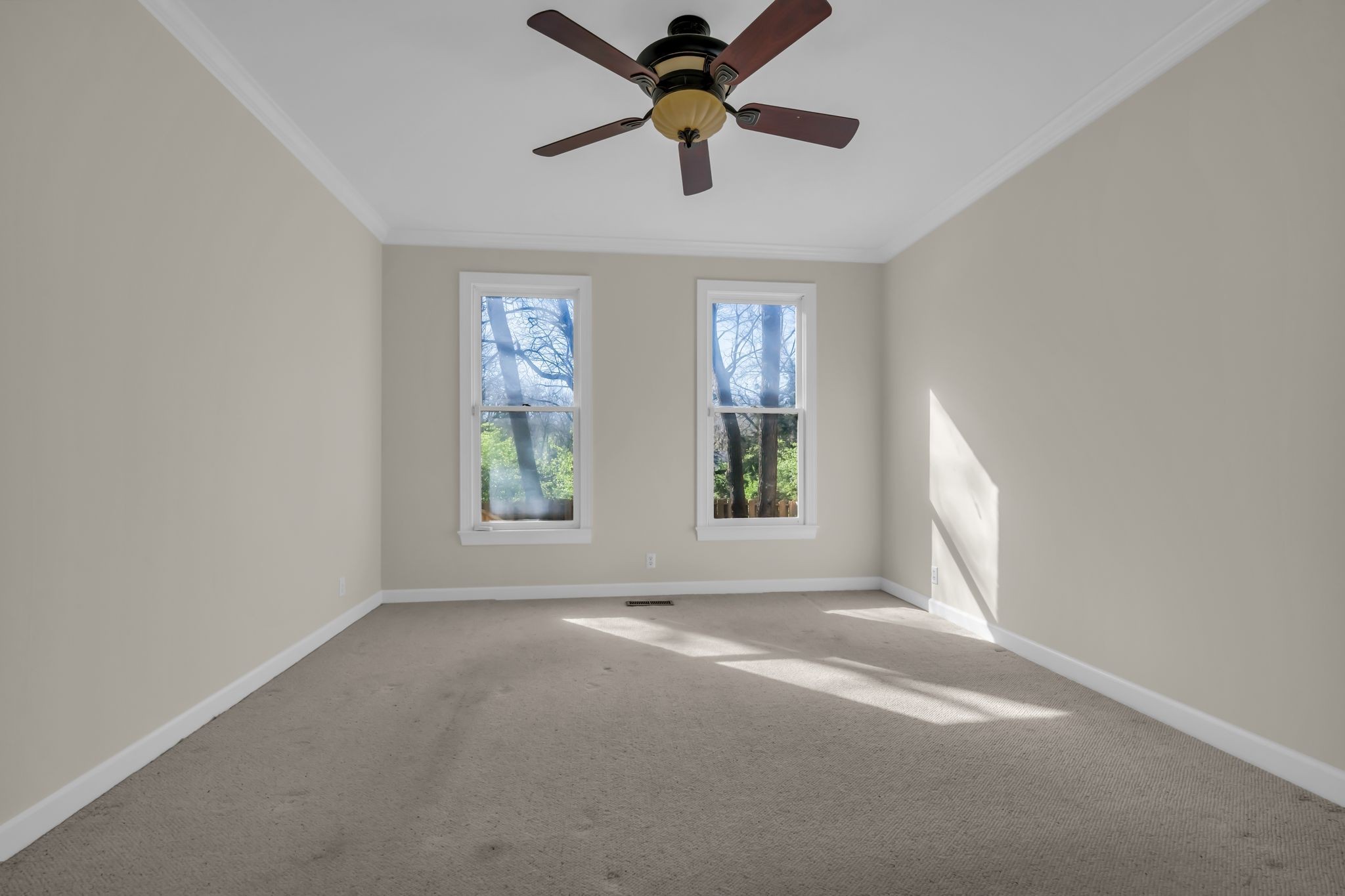 20 Lexington Grn