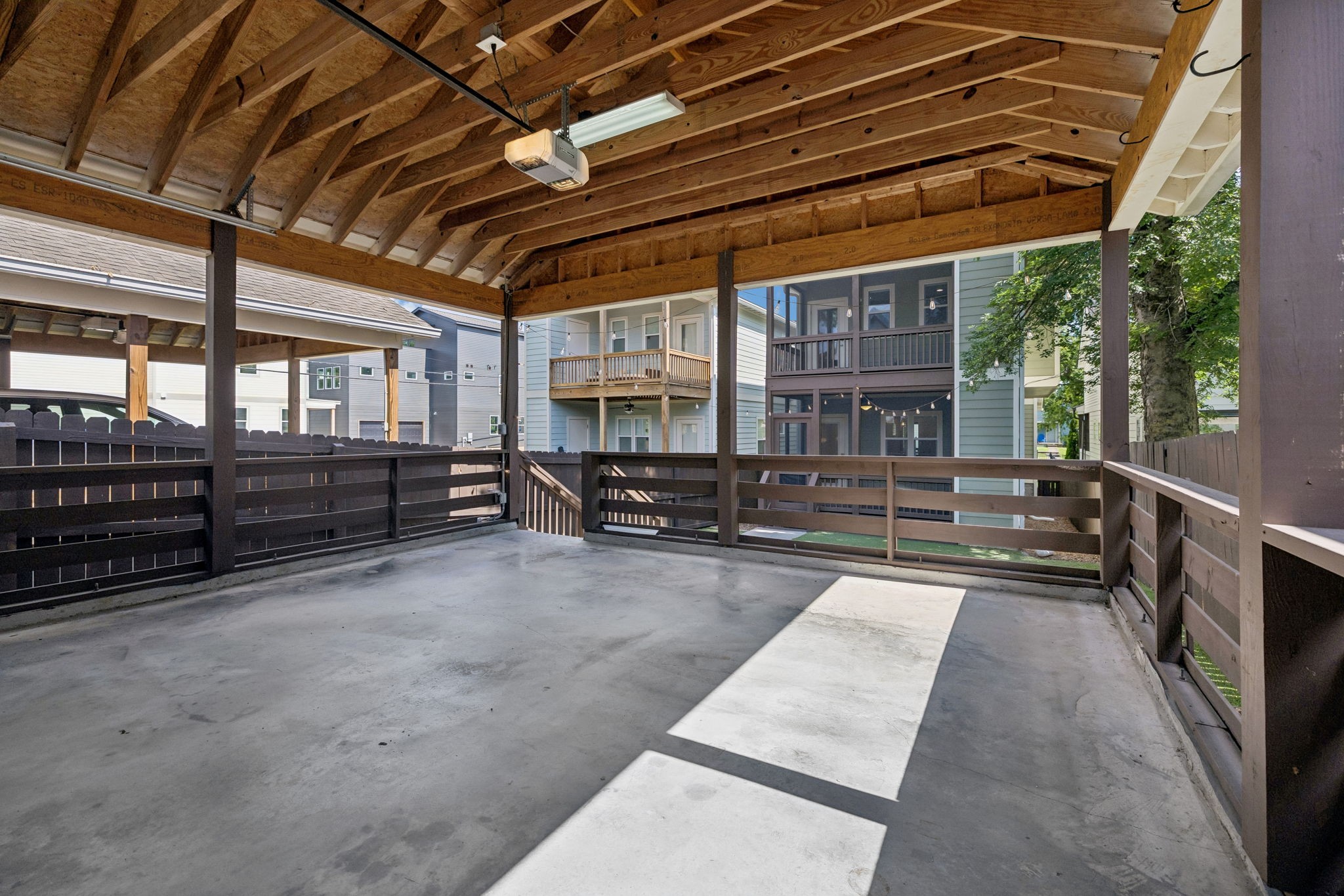 5200 Kentucky Ave