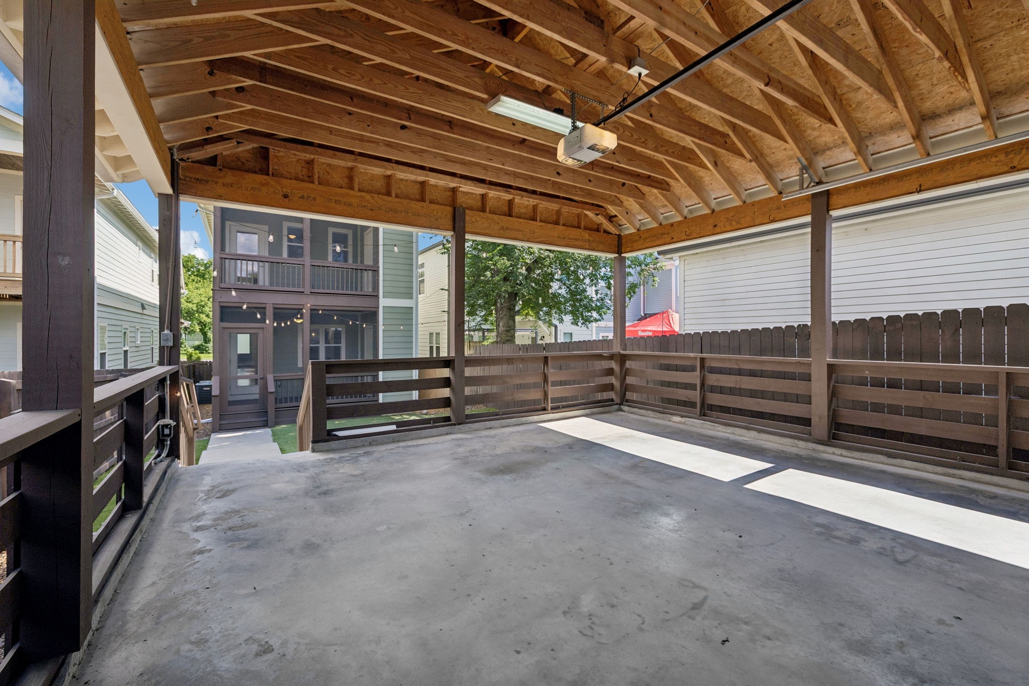 5200 Kentucky Ave