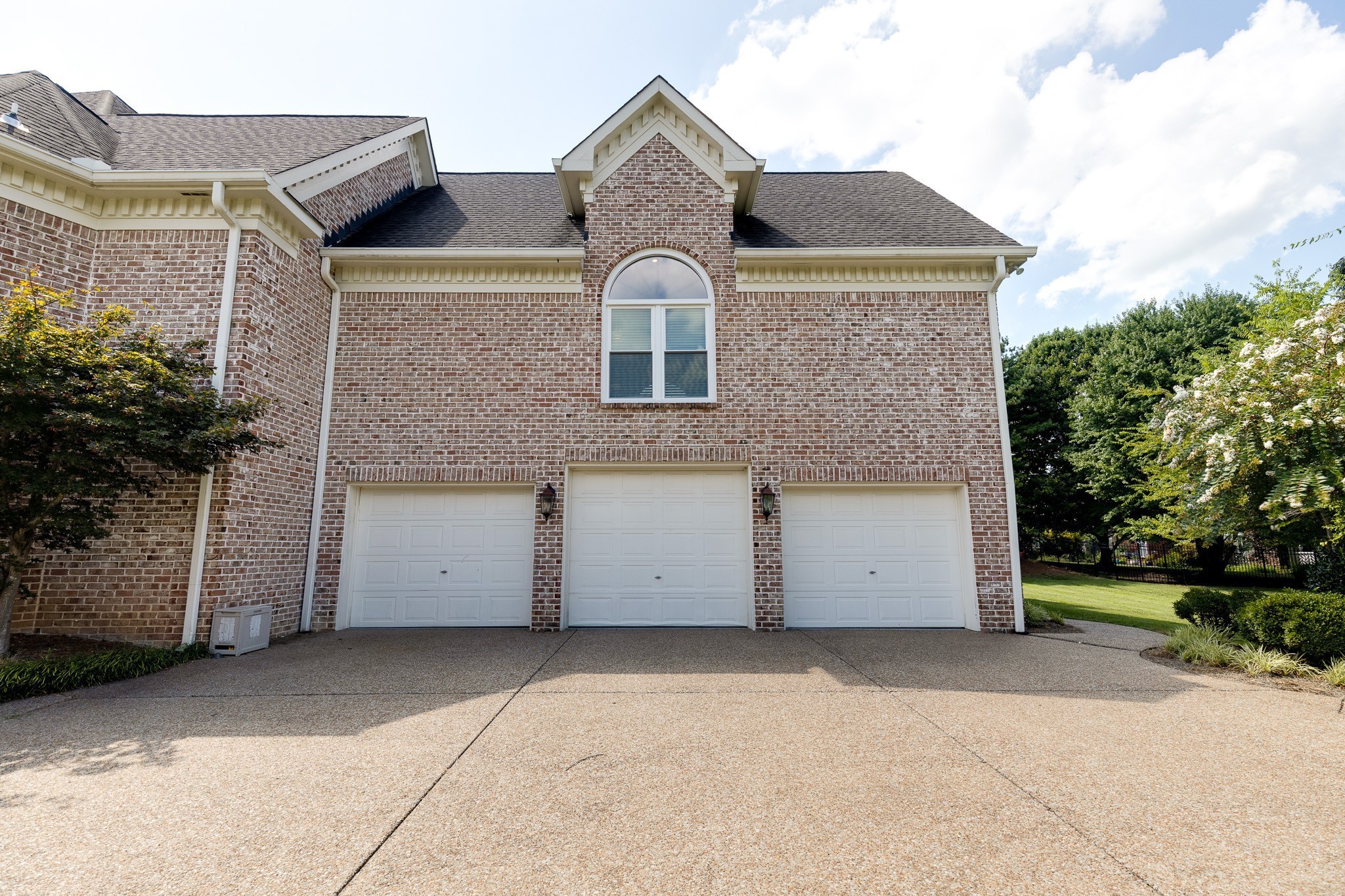 5172 Remington Dr