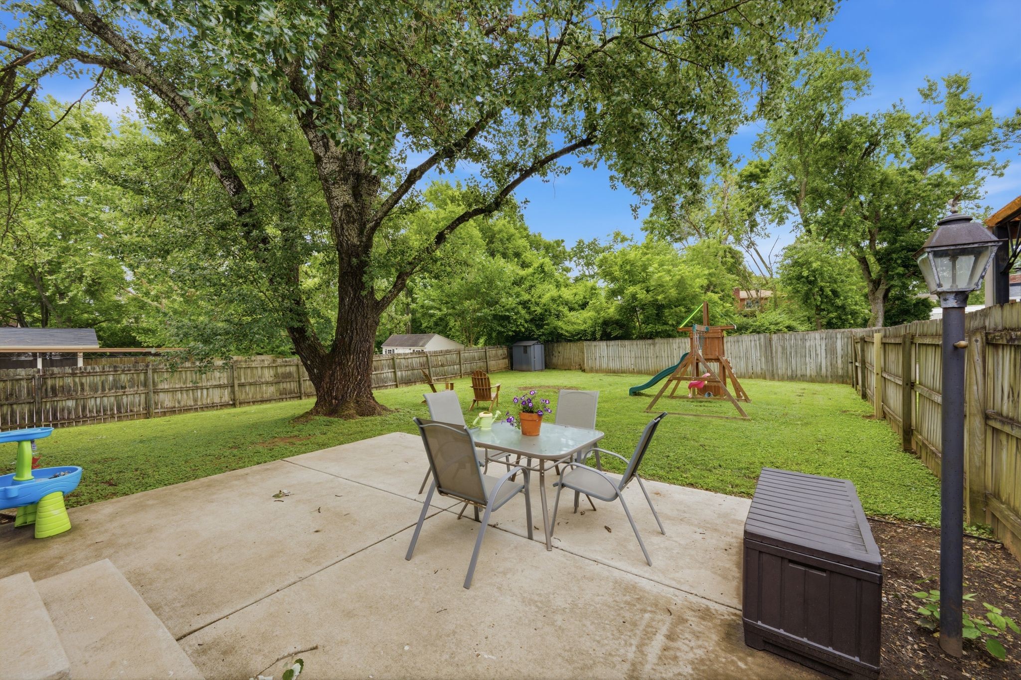 717 Harpeth Bend Dr
