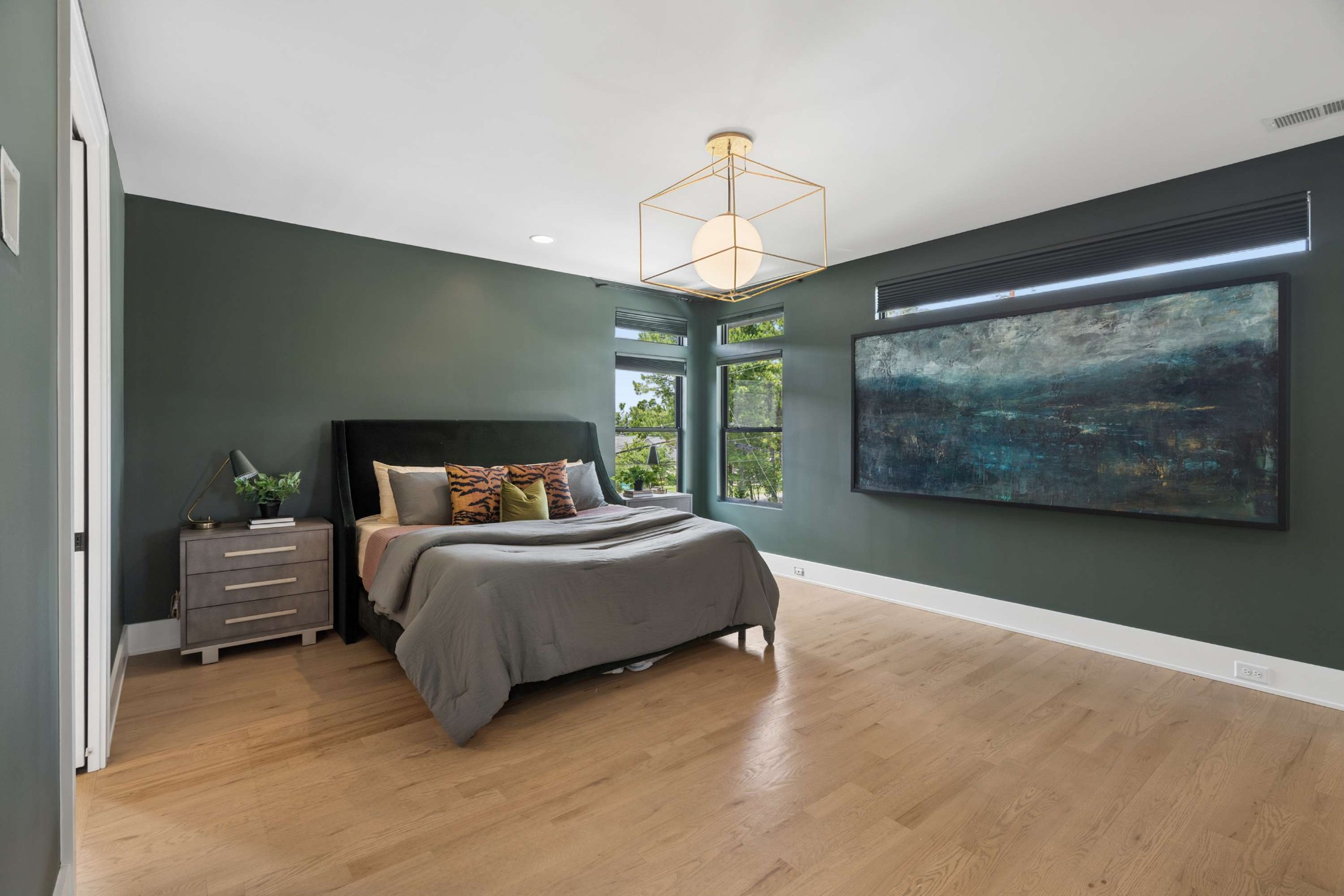 1807 Castleman Dr