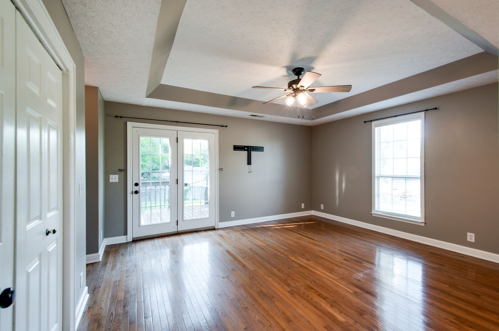 7305 Demetrius Ct