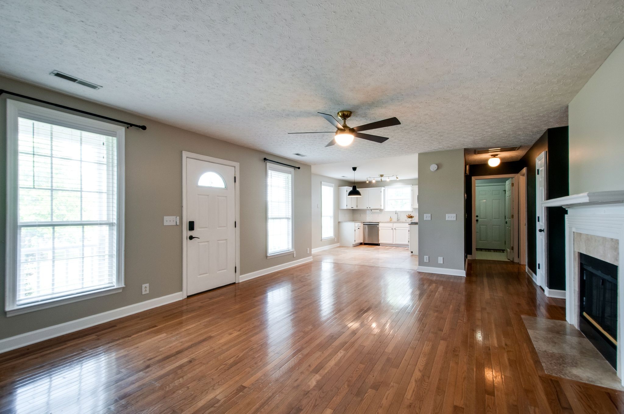 7305 Demetrius Ct