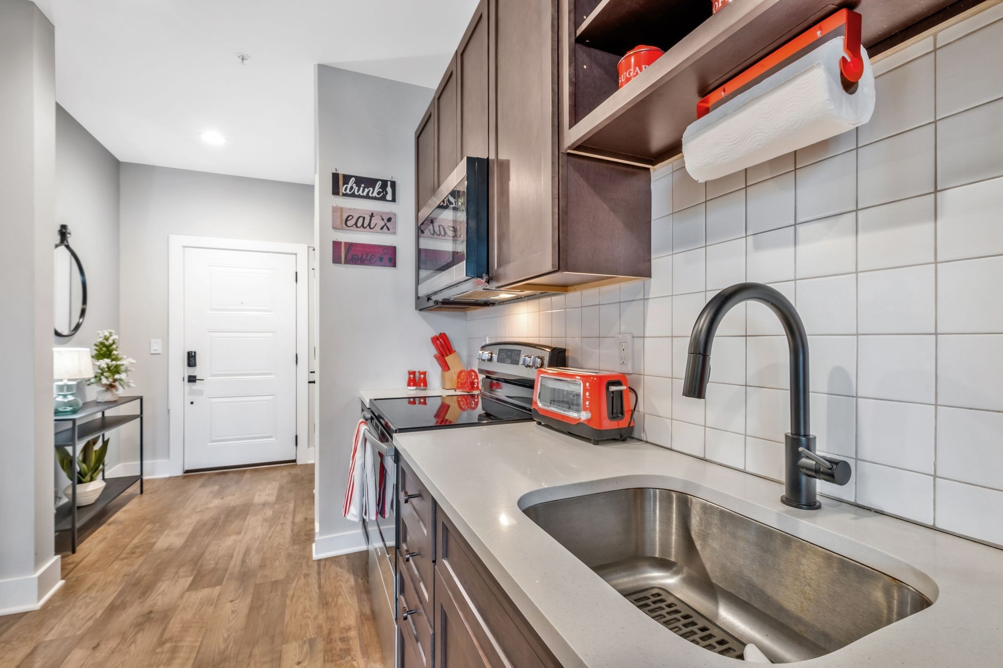 1077 E Trinity Ln Unit: 307
