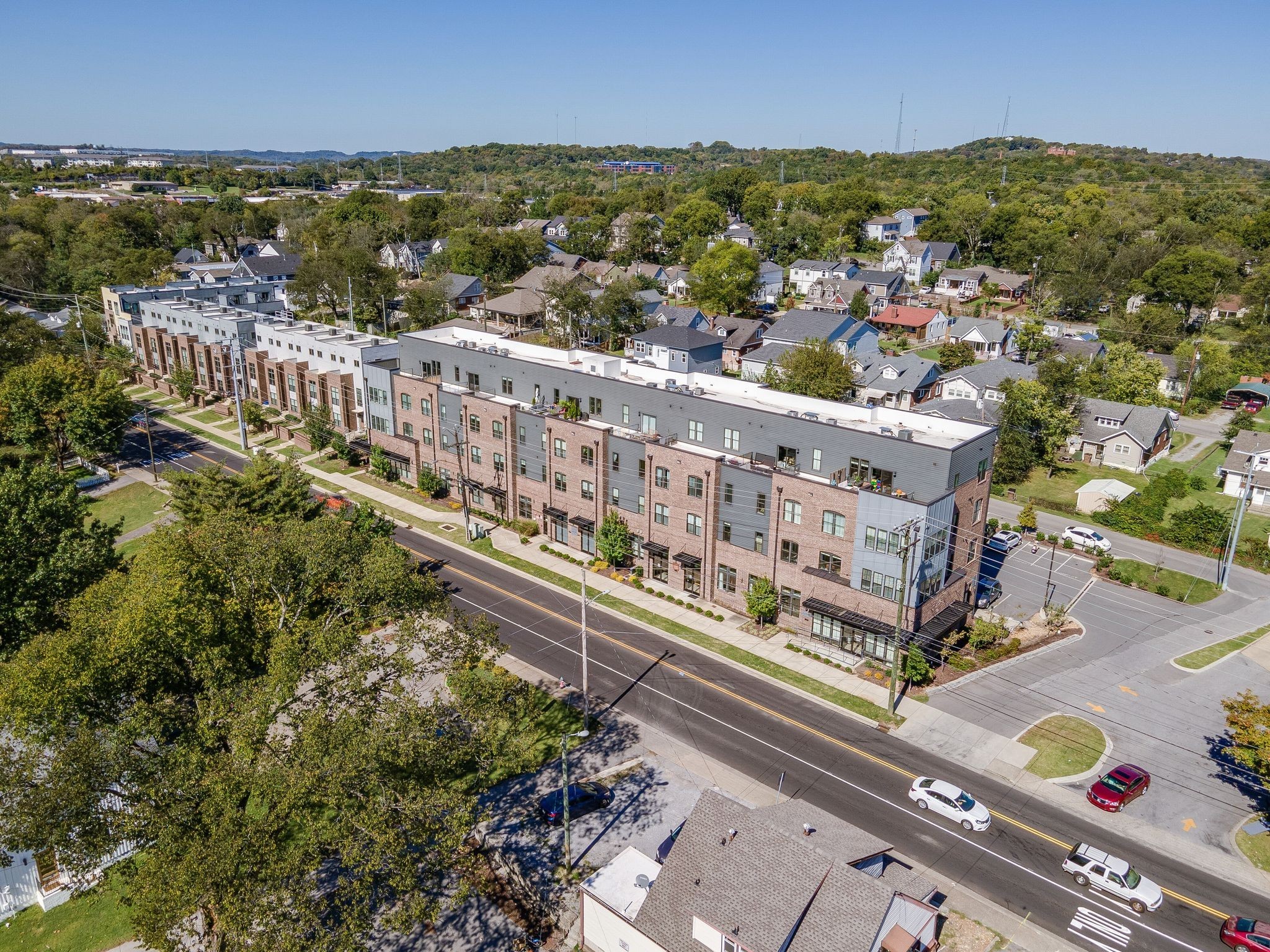 1077 E Trinity Ln Unit: 307