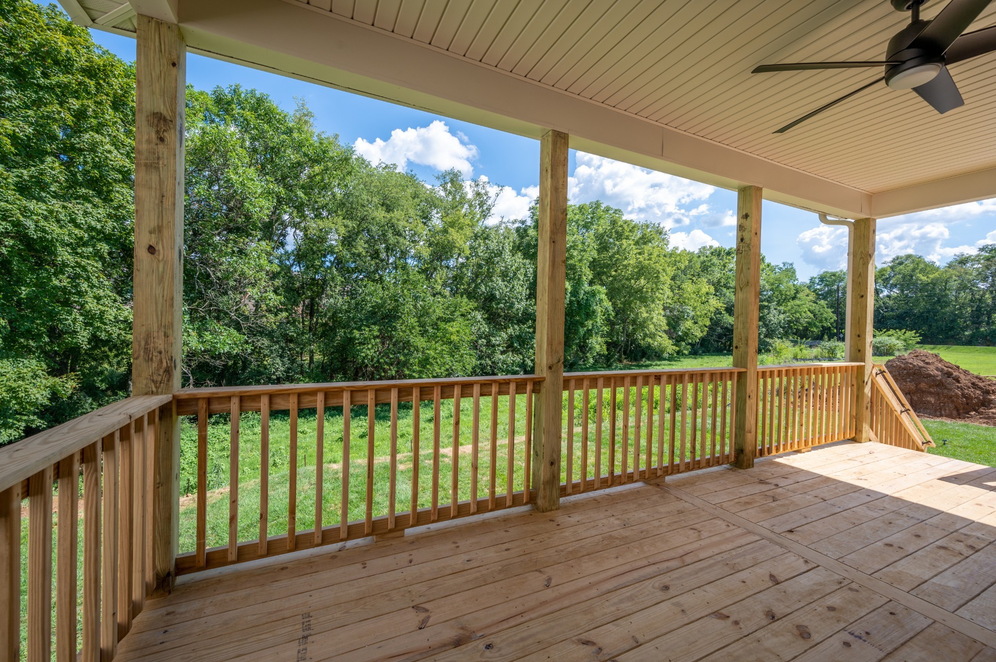 4018 Foxglove Farm Dr