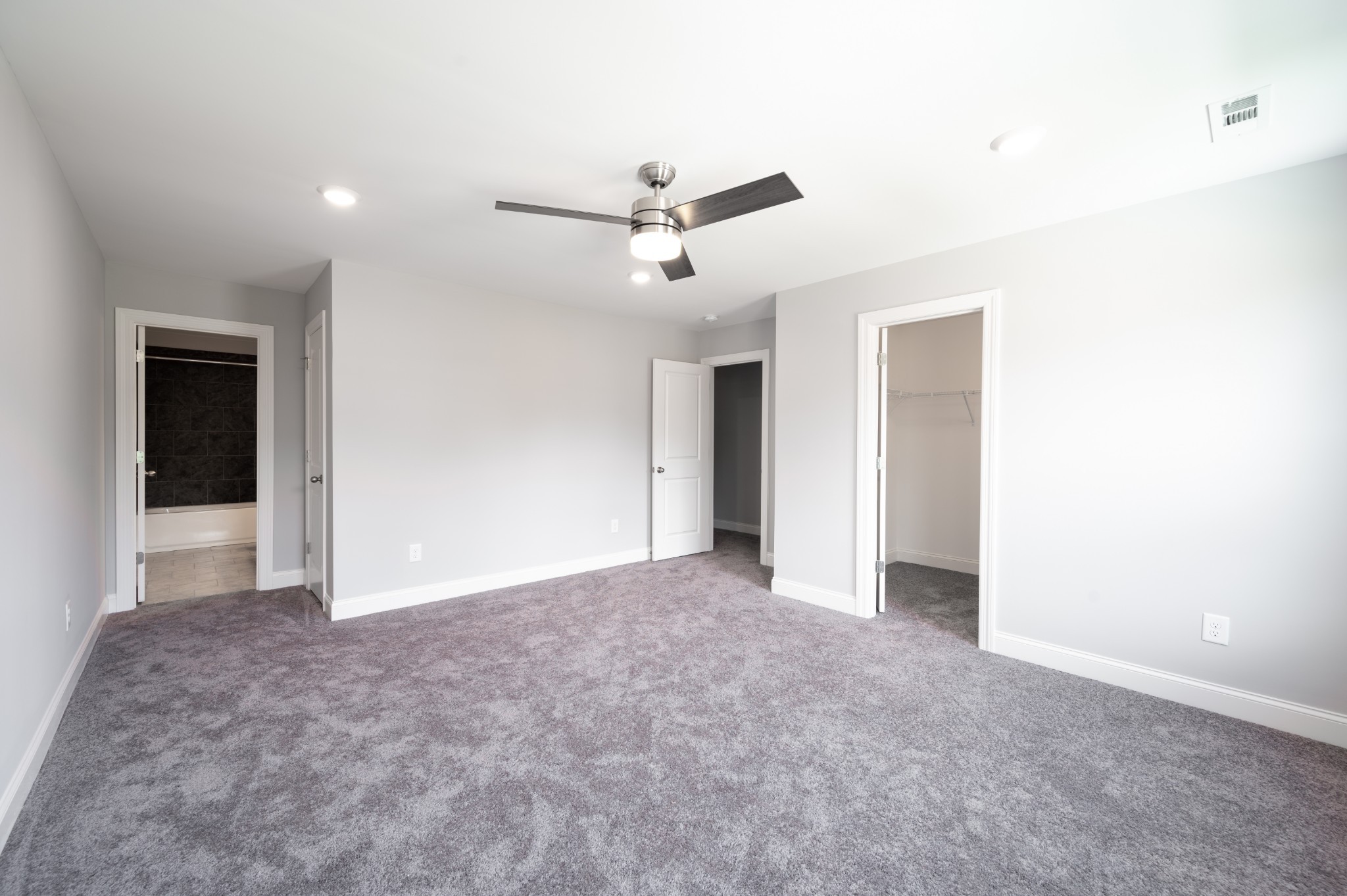 4018 Foxglove Farm Dr