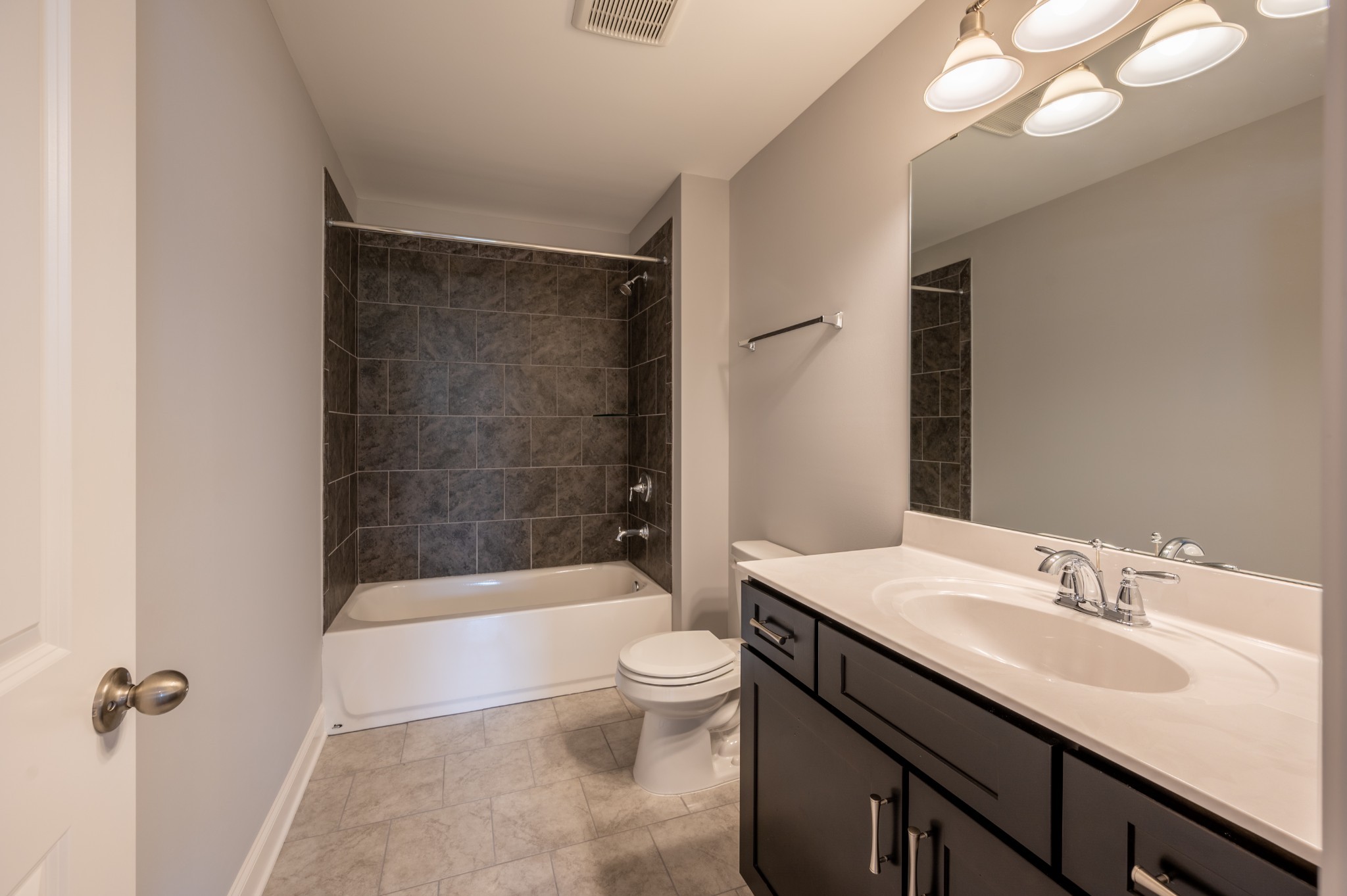 4018 Foxglove Farm Dr