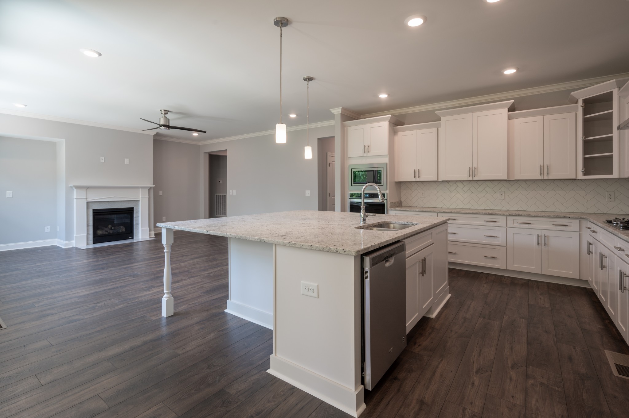 4018 Foxglove Farm Dr