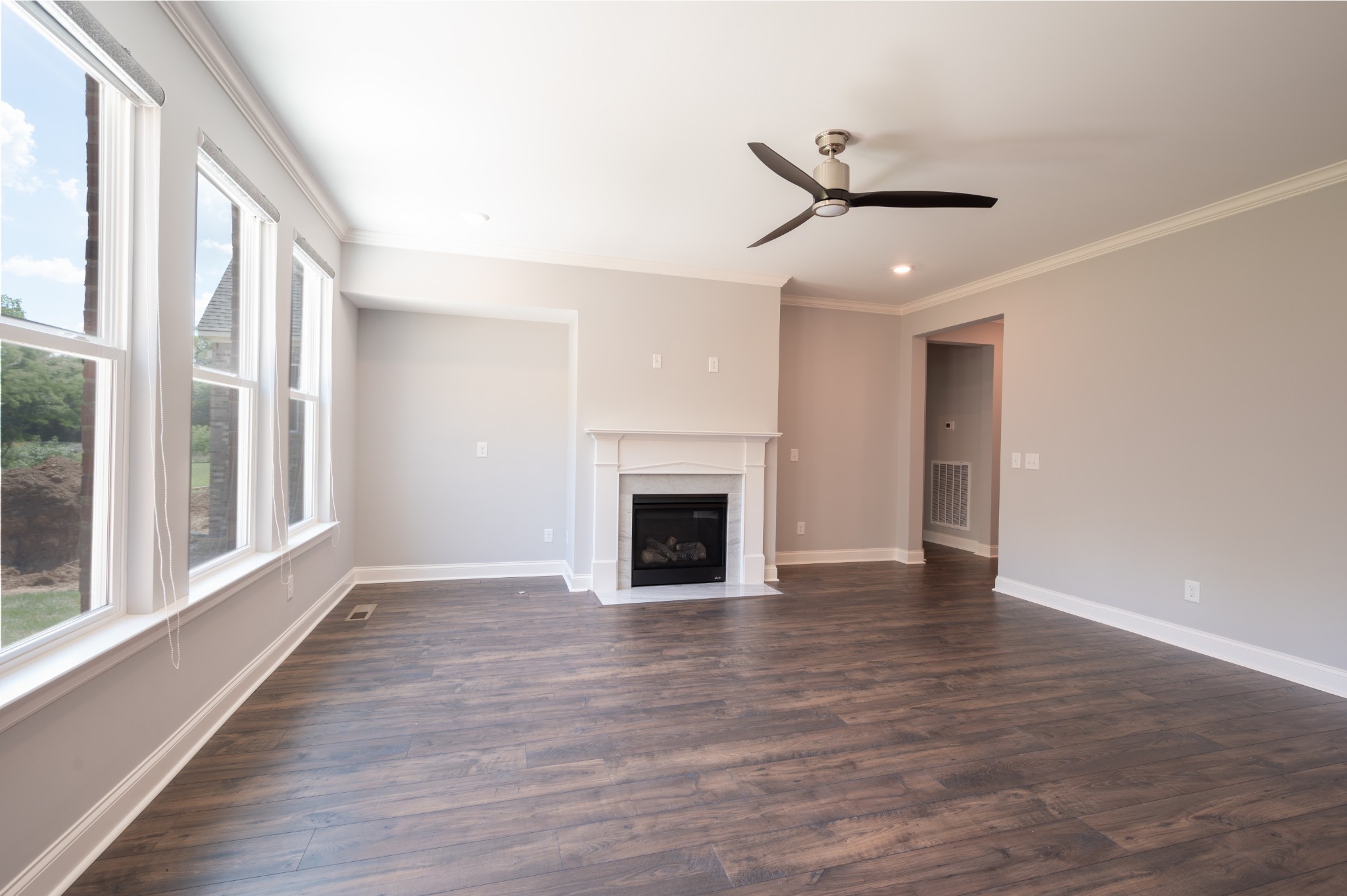 4018 Foxglove Farm Dr
