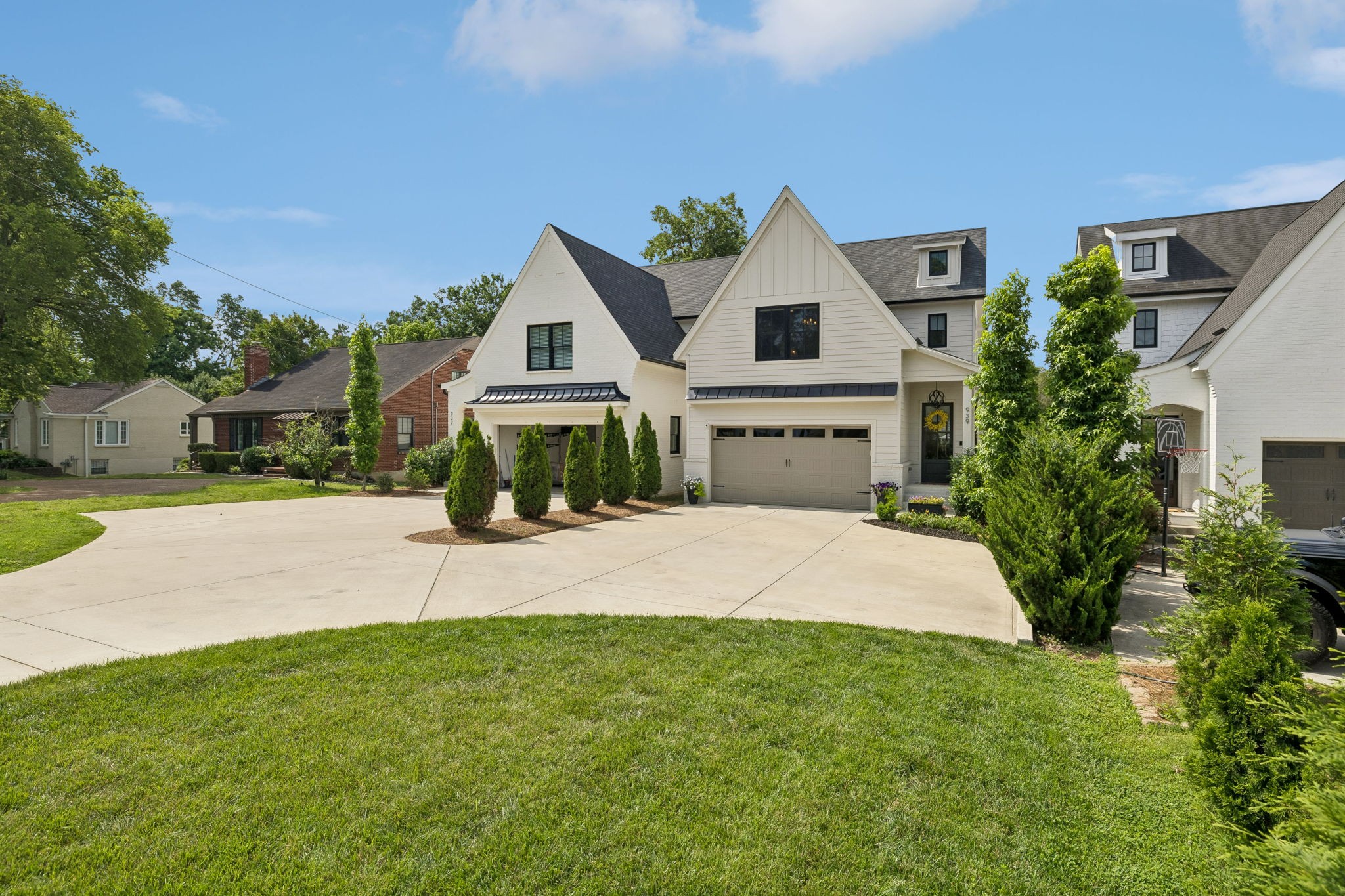 939 Woodmont Blvd