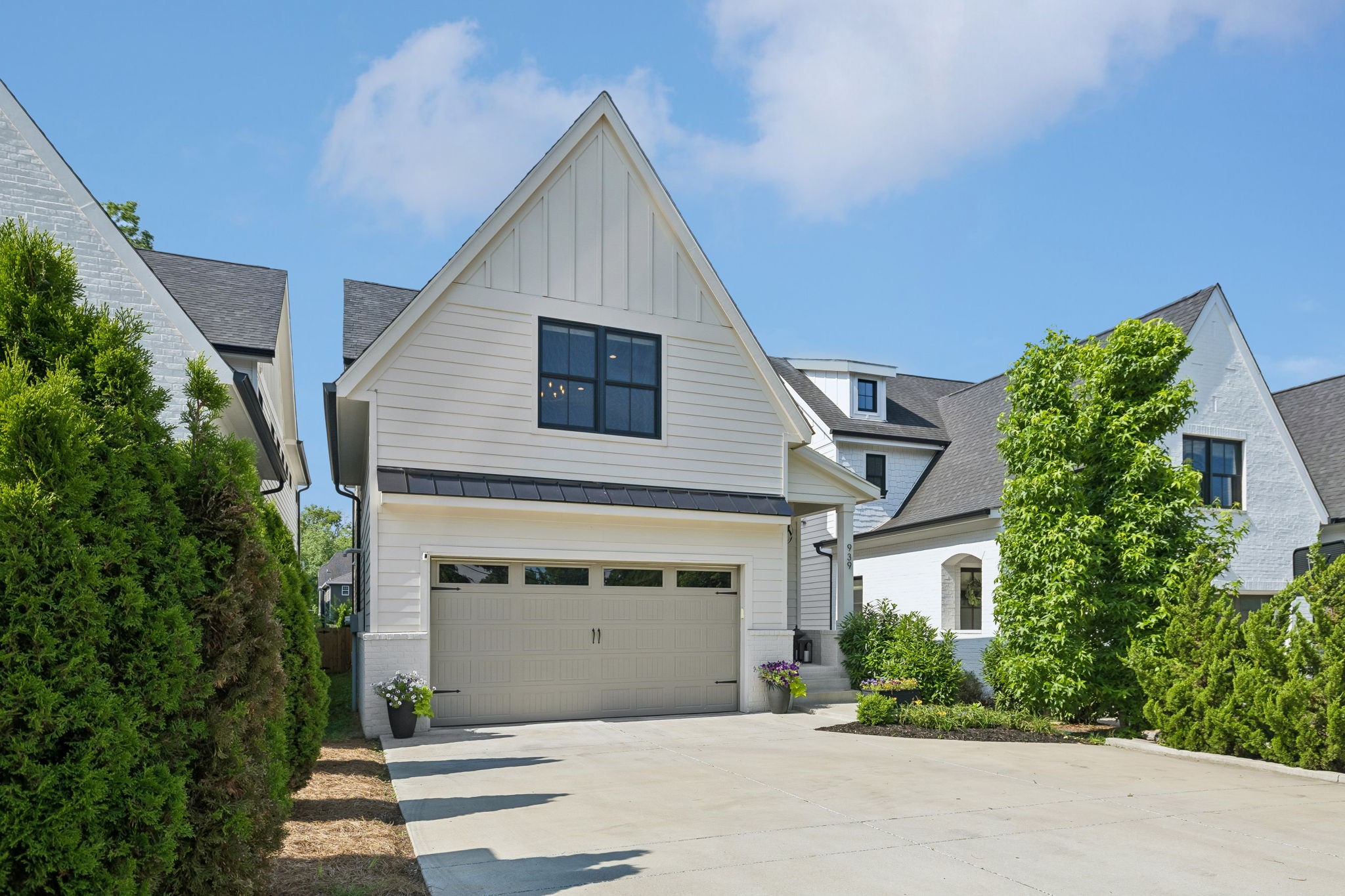 939 Woodmont Blvd