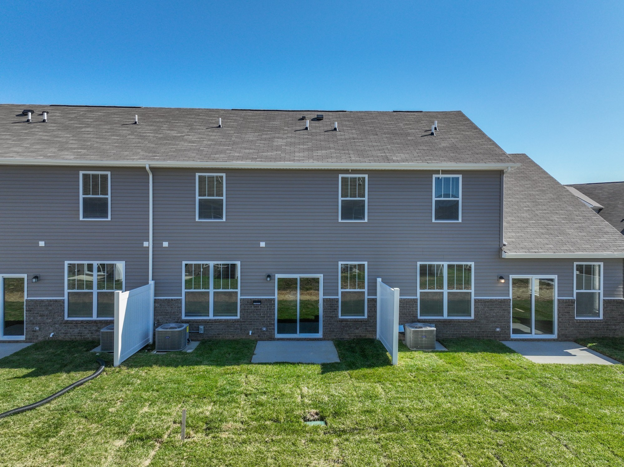 728 Mickelson Way