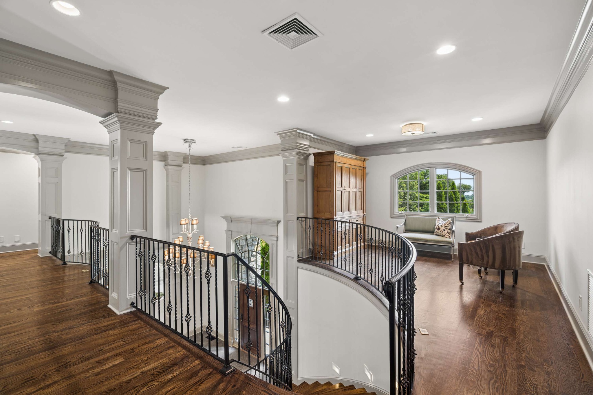 1008 Monroe Ln
