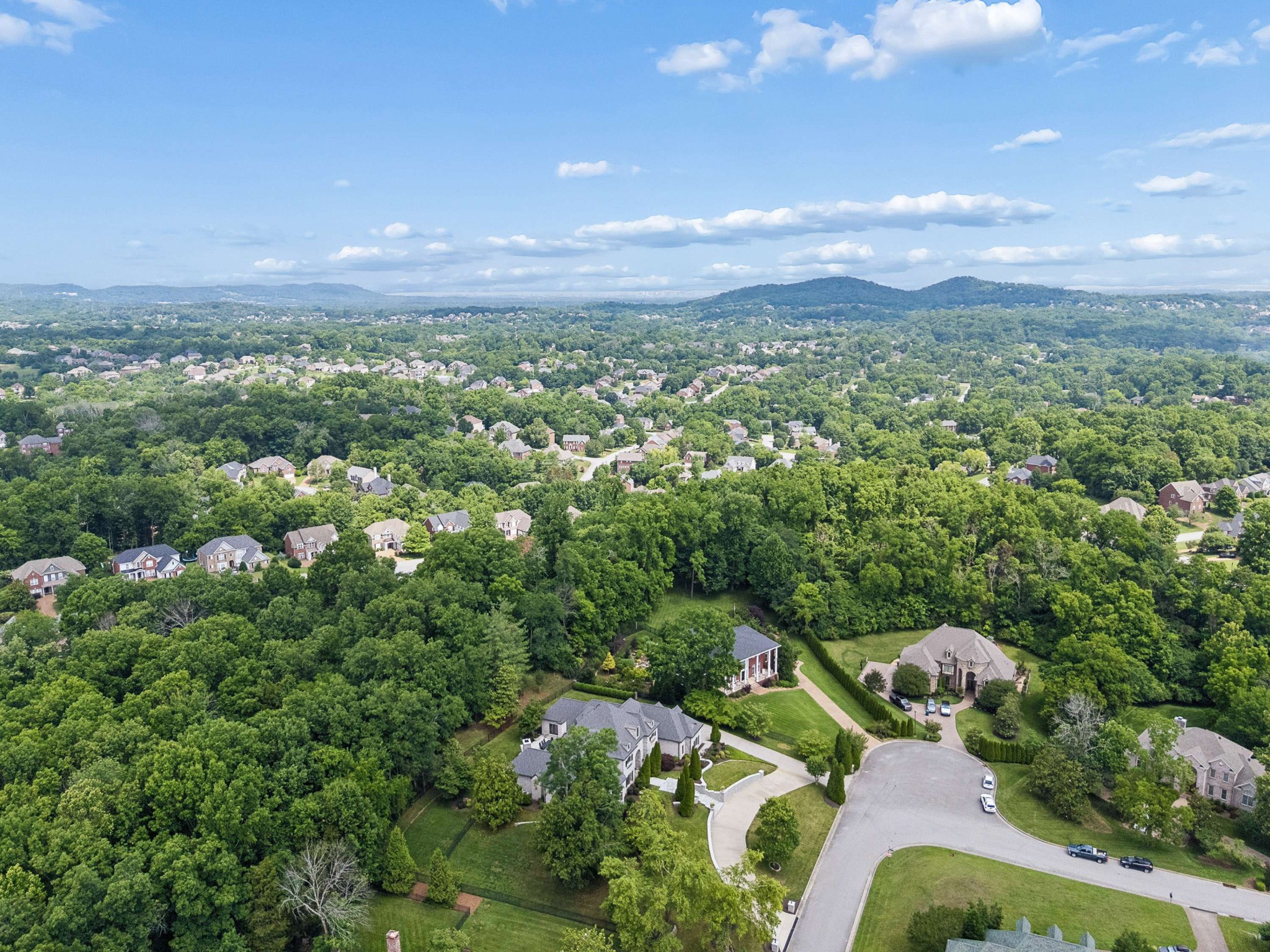 1008 Monroe Ln