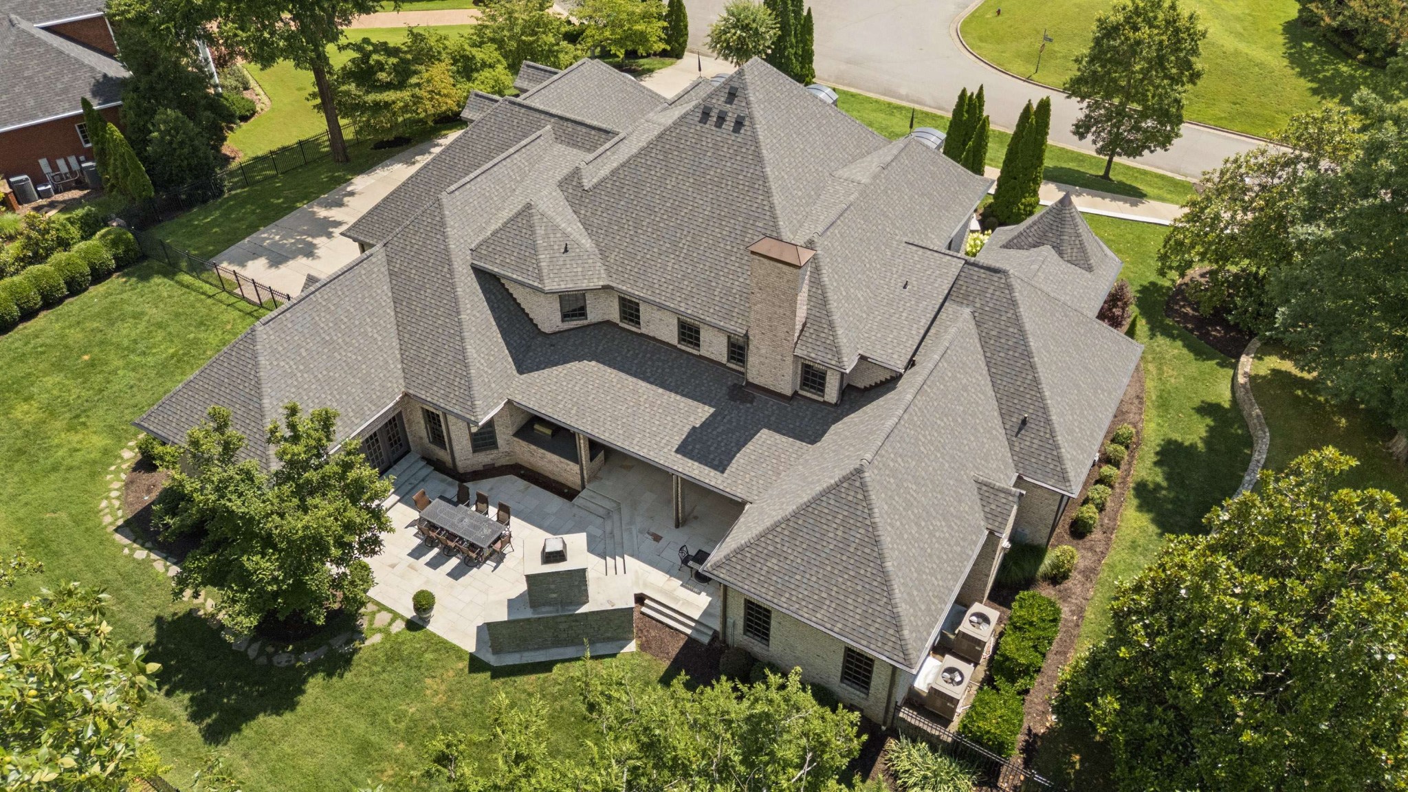 1008 Monroe Ln