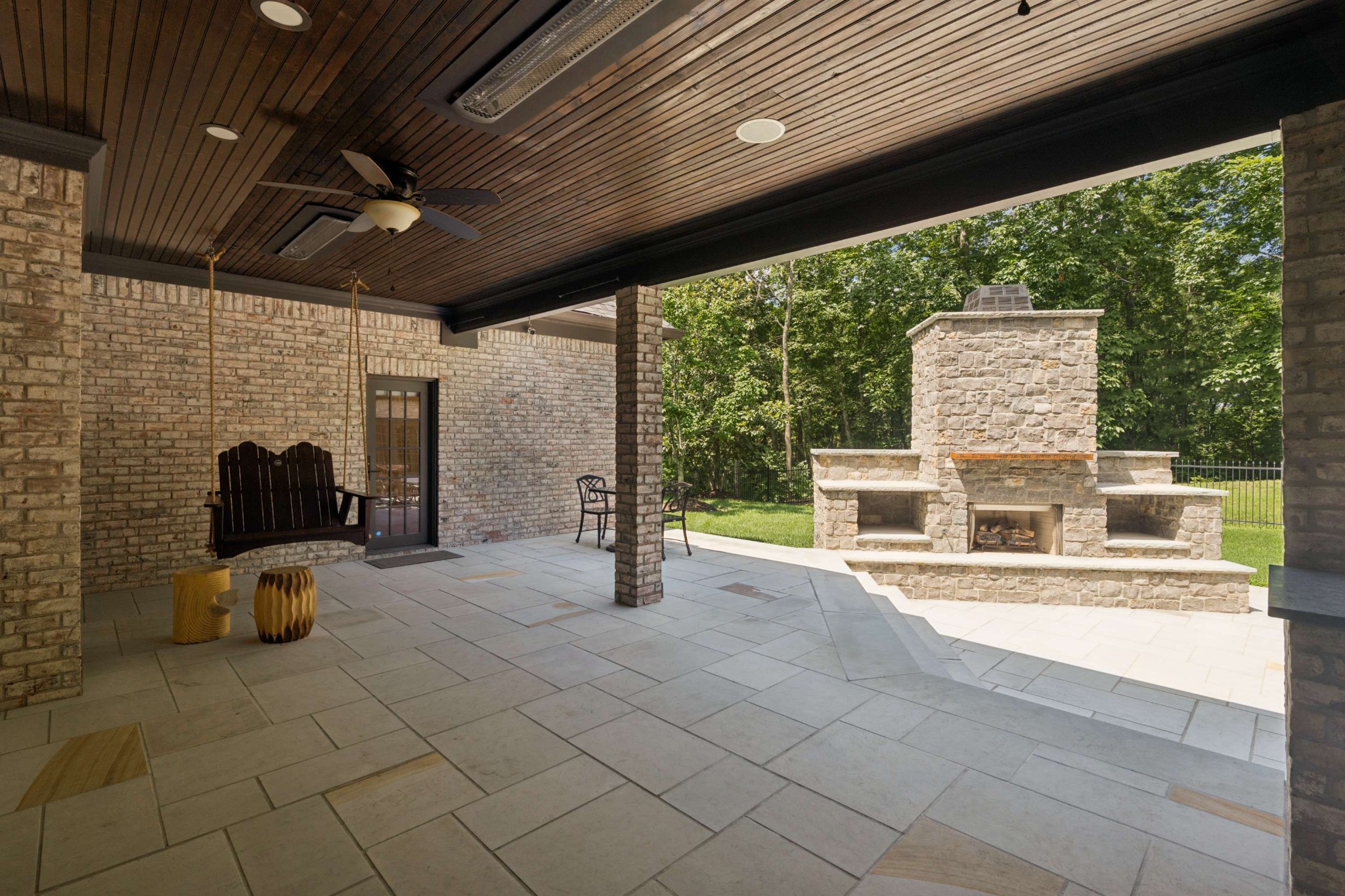 1008 Monroe Ln