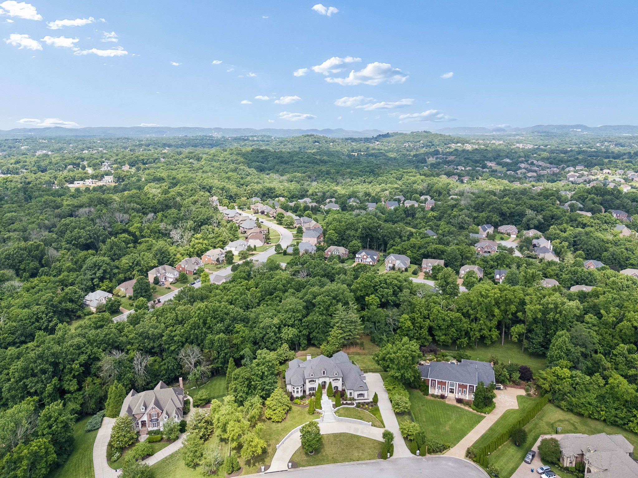1008 Monroe Ln