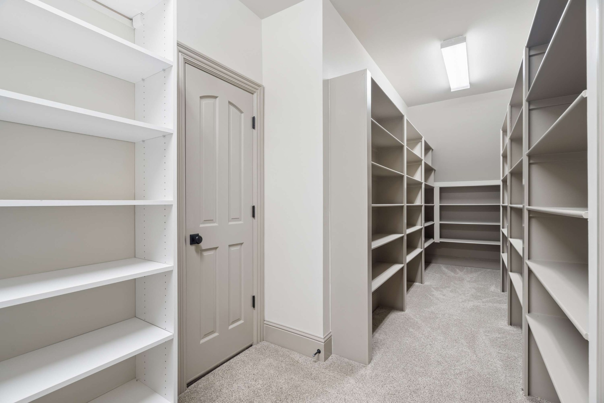 1008 Monroe Ln