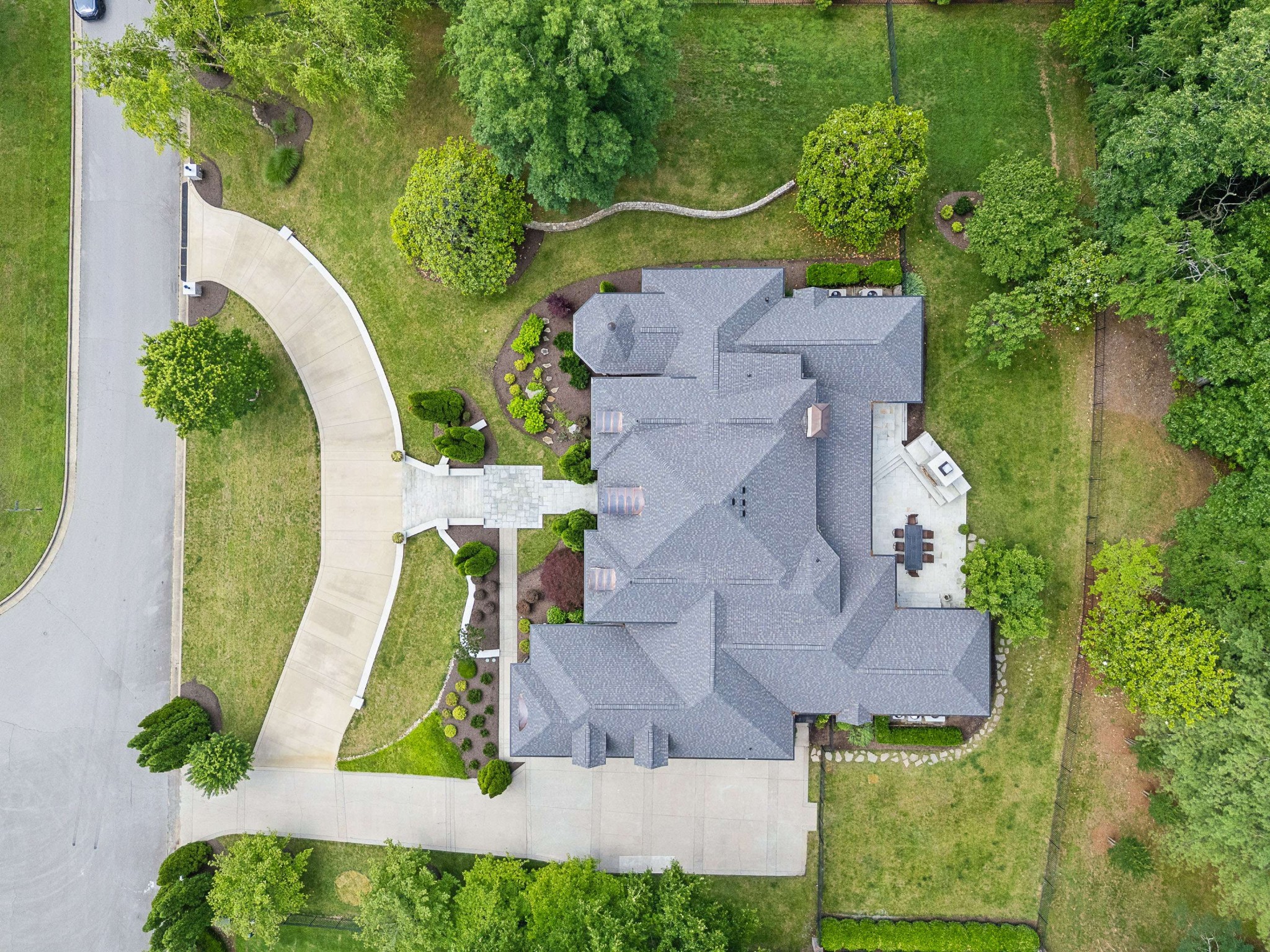 1008 Monroe Ln