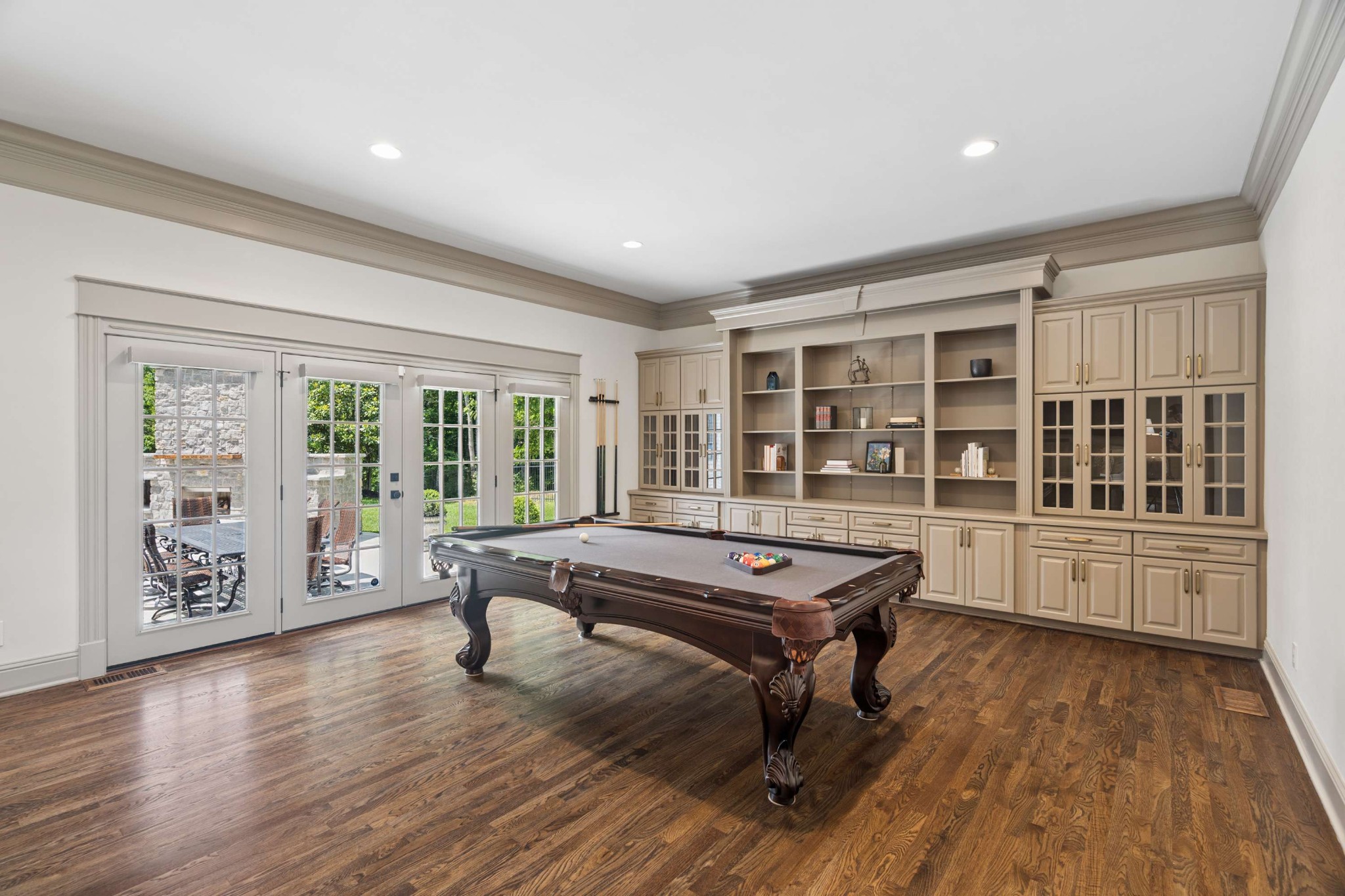 1008 Monroe Ln